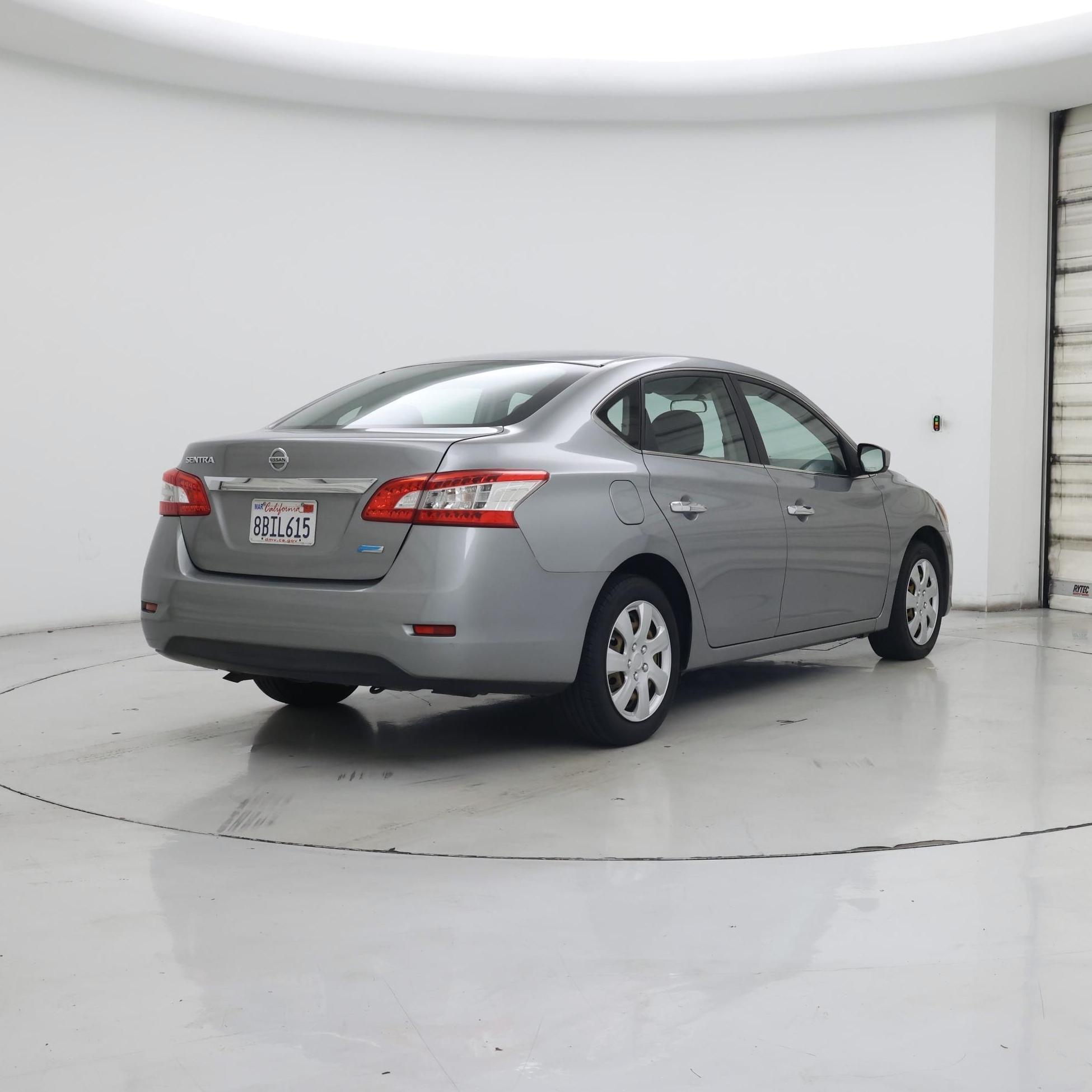 Thumbnail: 2014 Nissan Sentra - 8