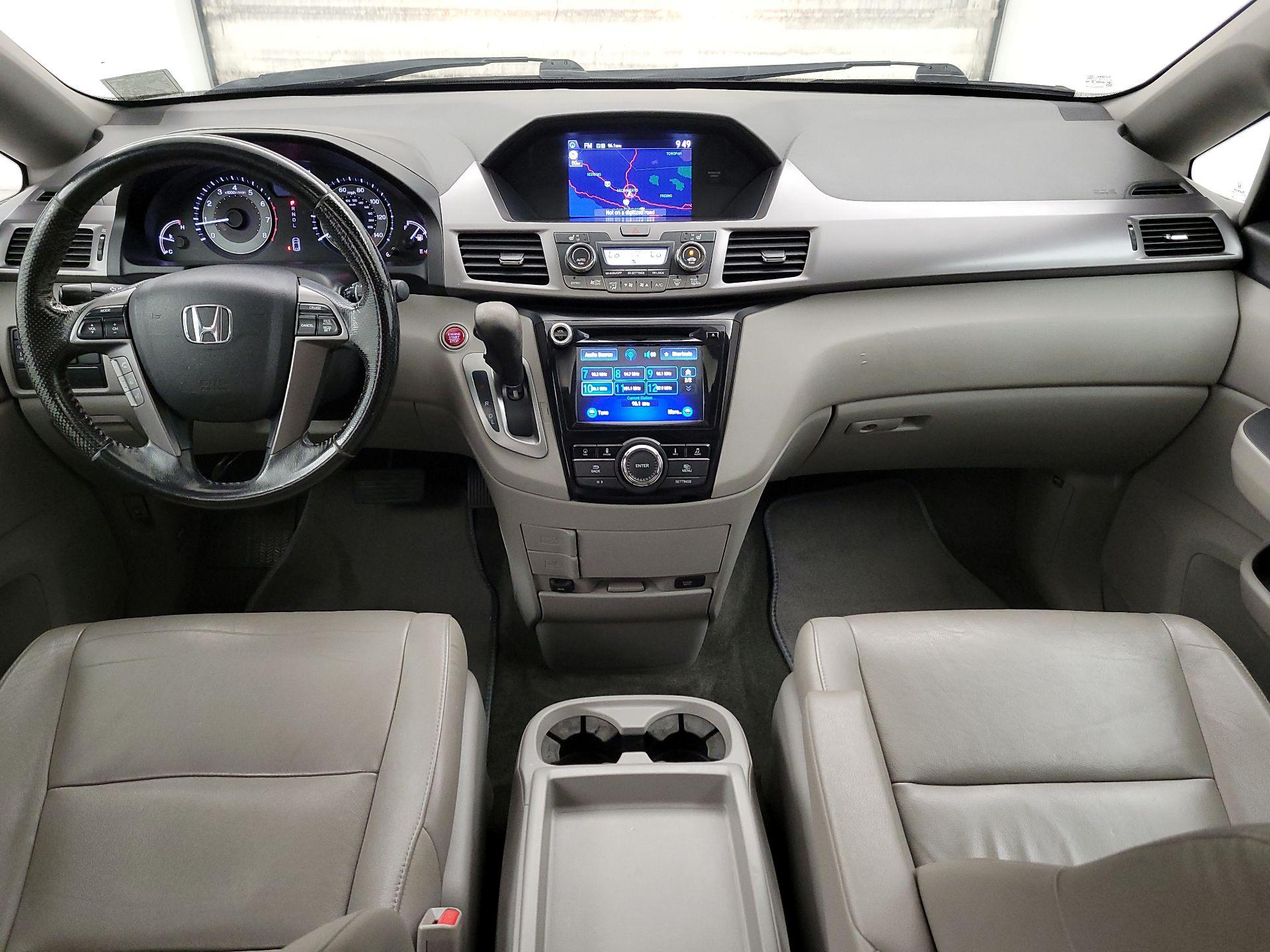 Thumbnail: 2015 Honda Odyssey - 9