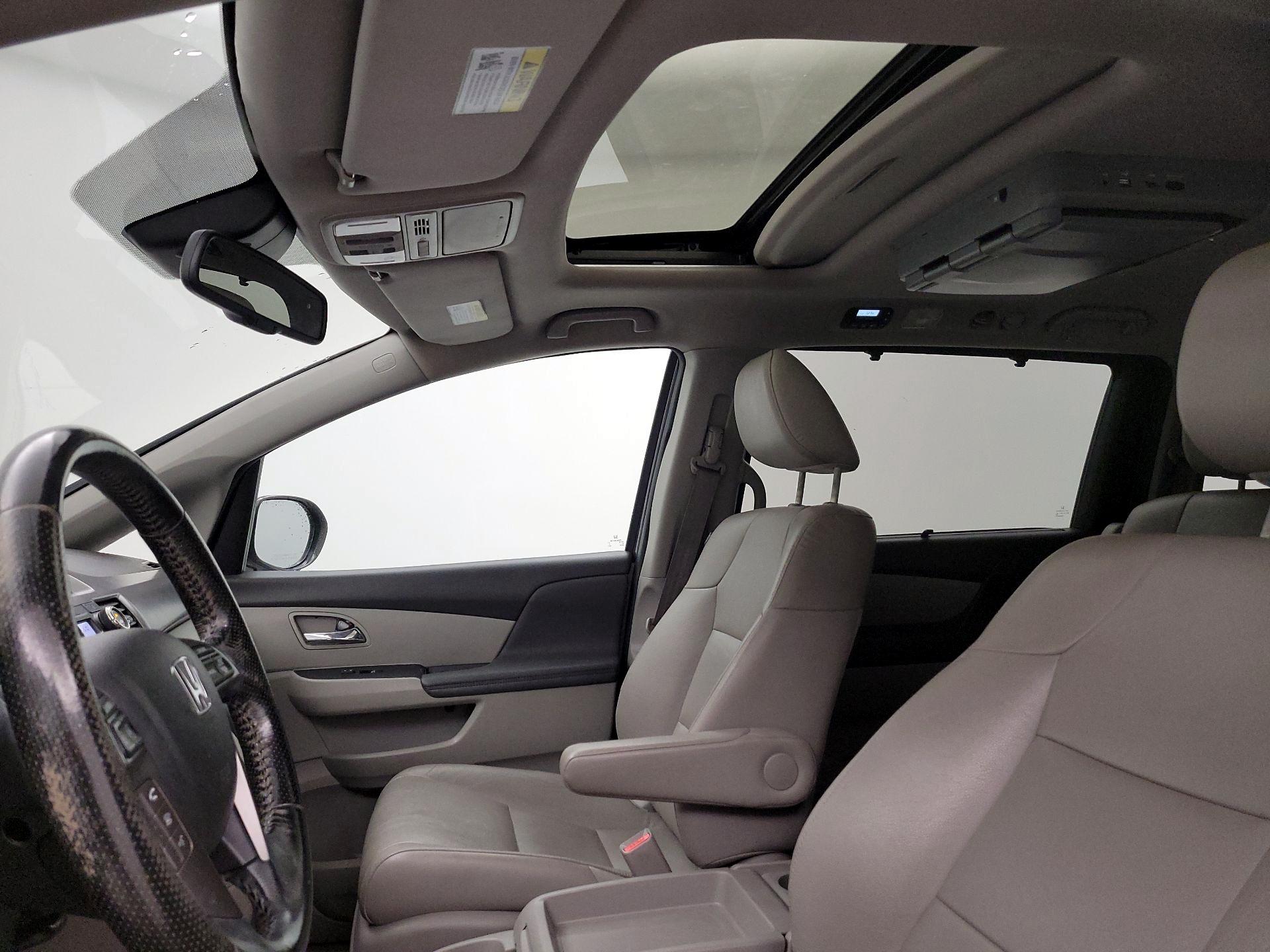 Thumbnail: 2015 Honda Odyssey - 20