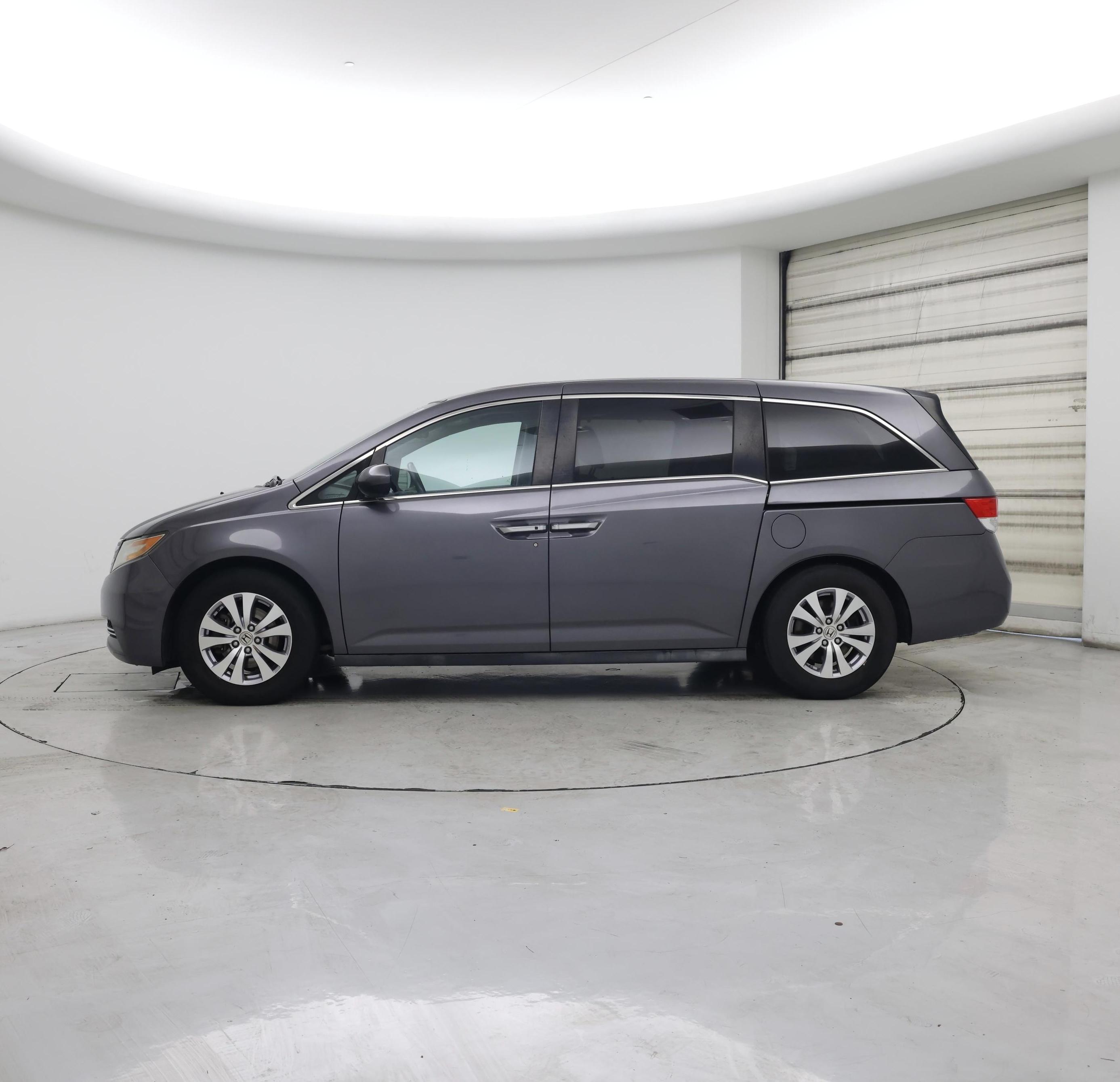 Thumbnail: 2015 Honda Odyssey - 3