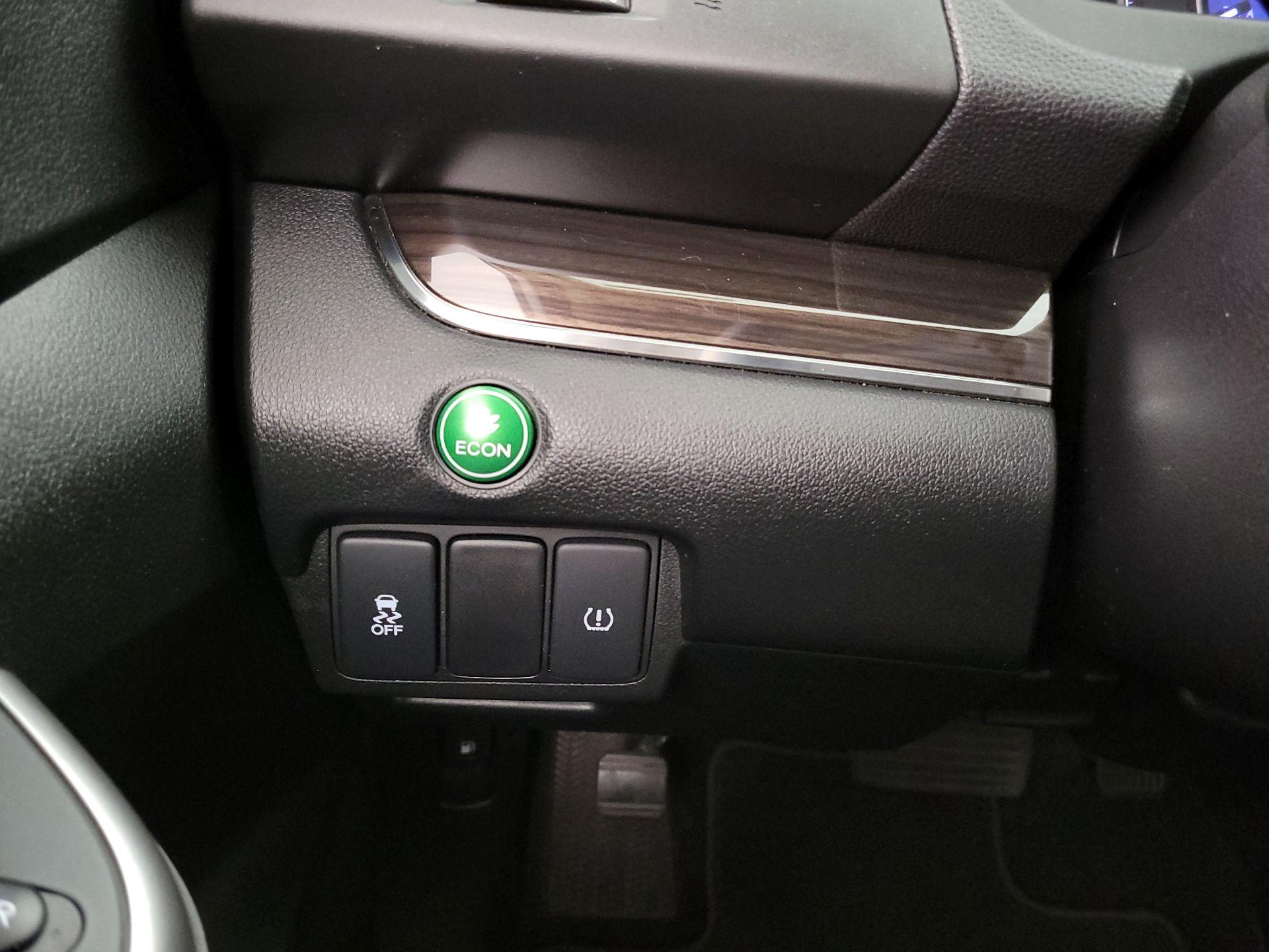 Thumbnail: 2016 Honda CR-V - 13