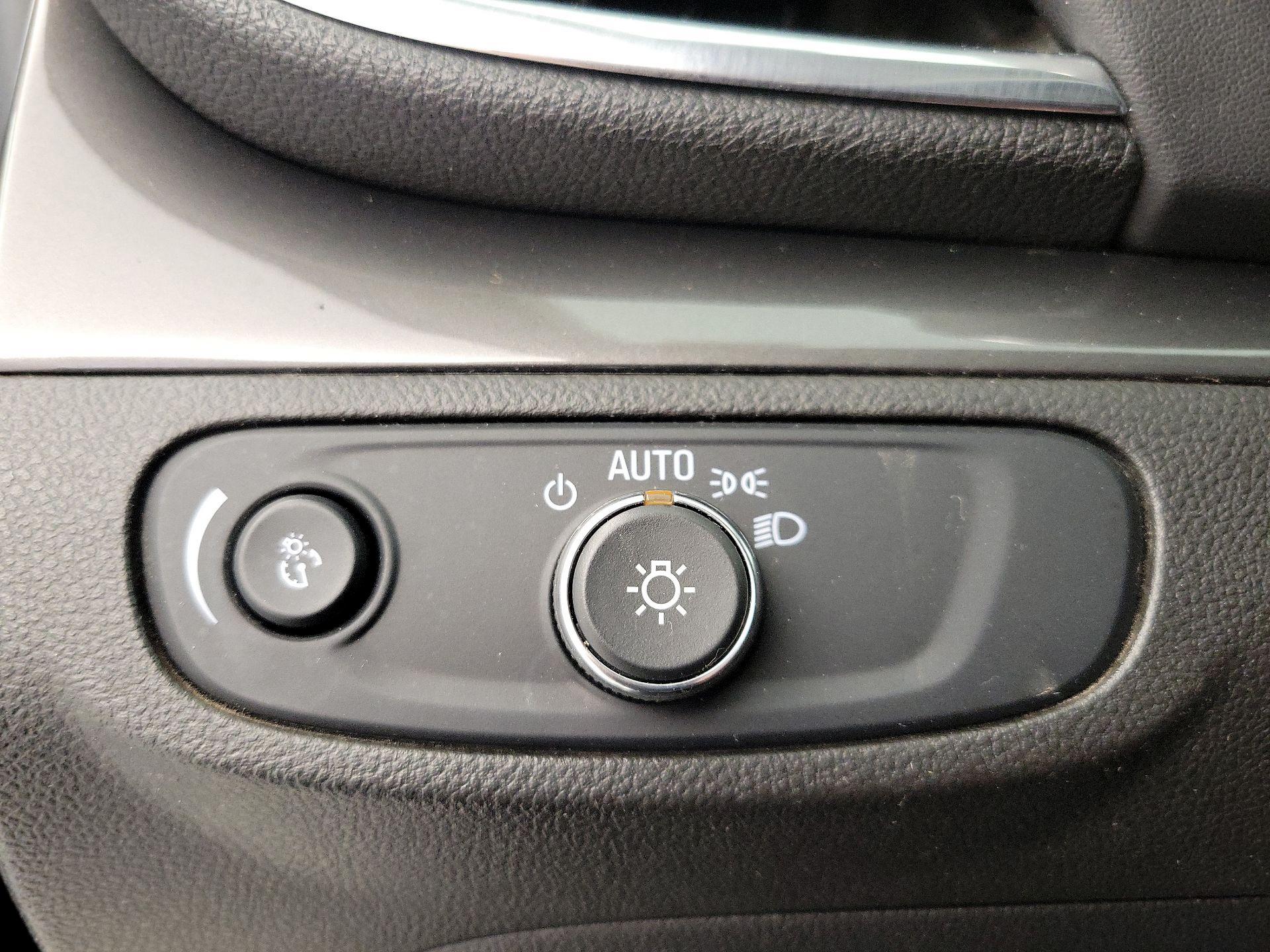 Thumbnail: 2017 Buick Encore - 13