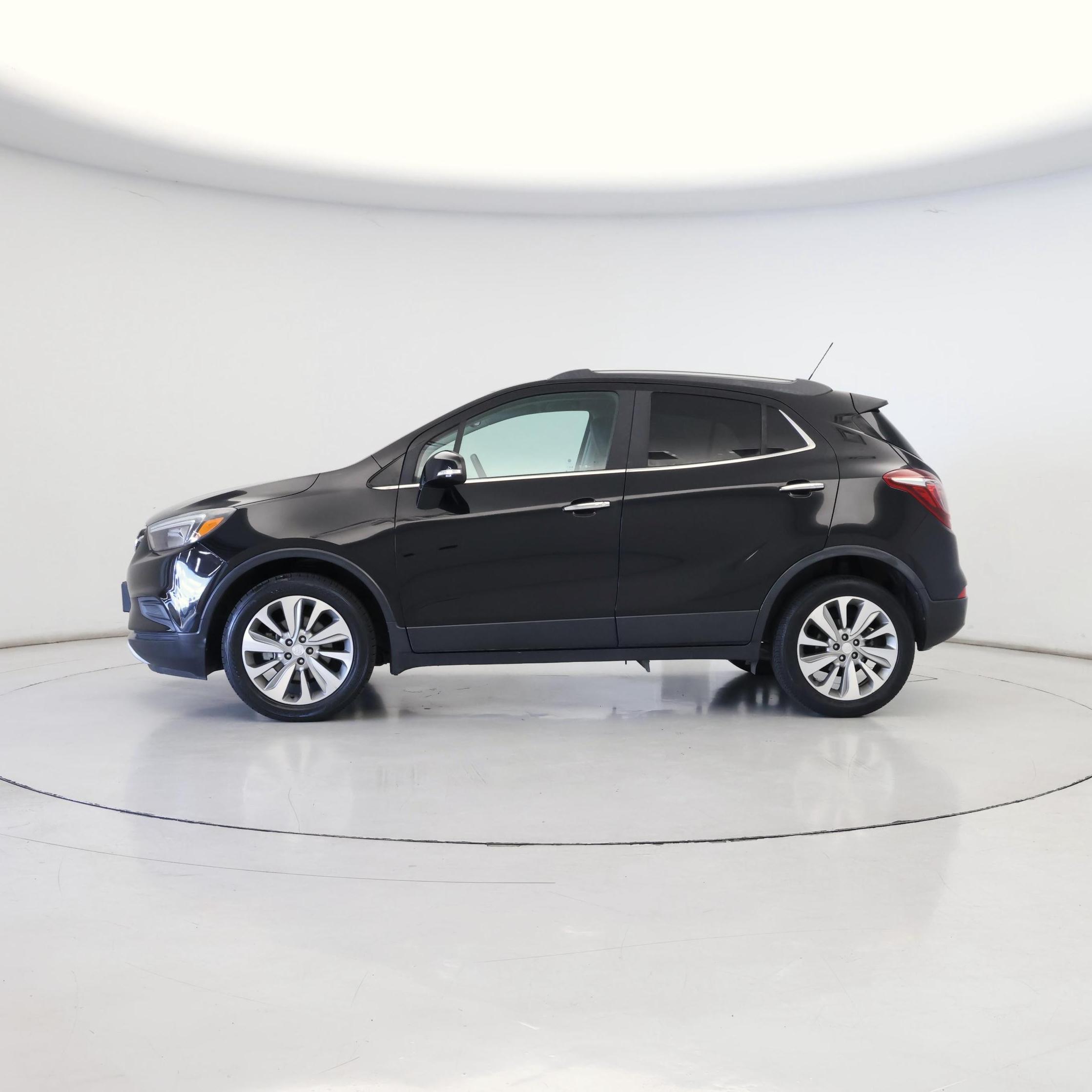 Thumbnail: 2017 Buick Encore - 3