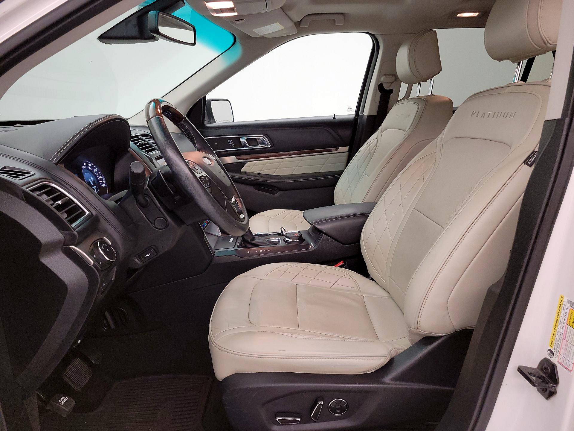 Thumbnail: 2016 Ford Explorer - 11