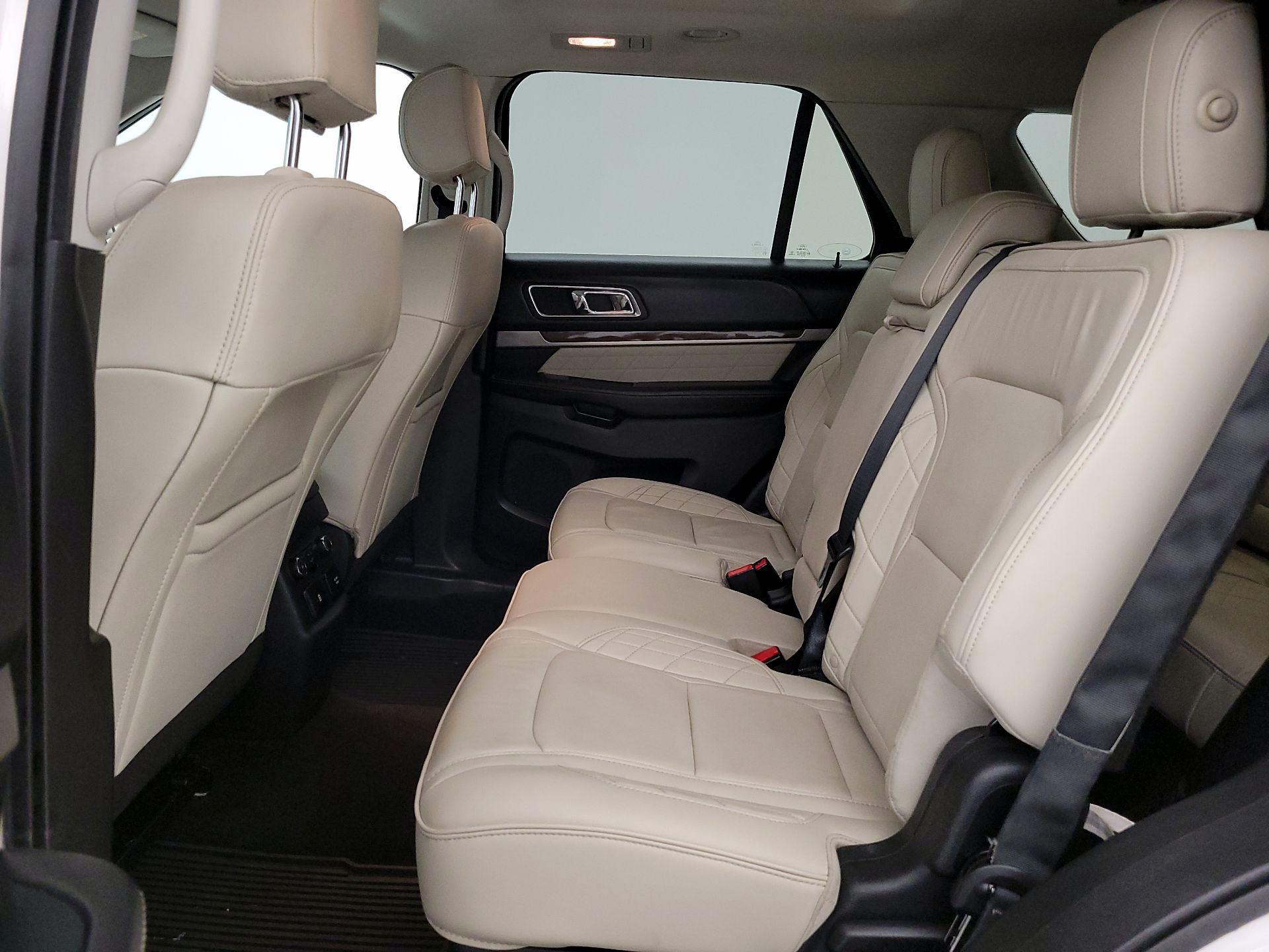 Thumbnail: 2016 Ford Explorer - 18