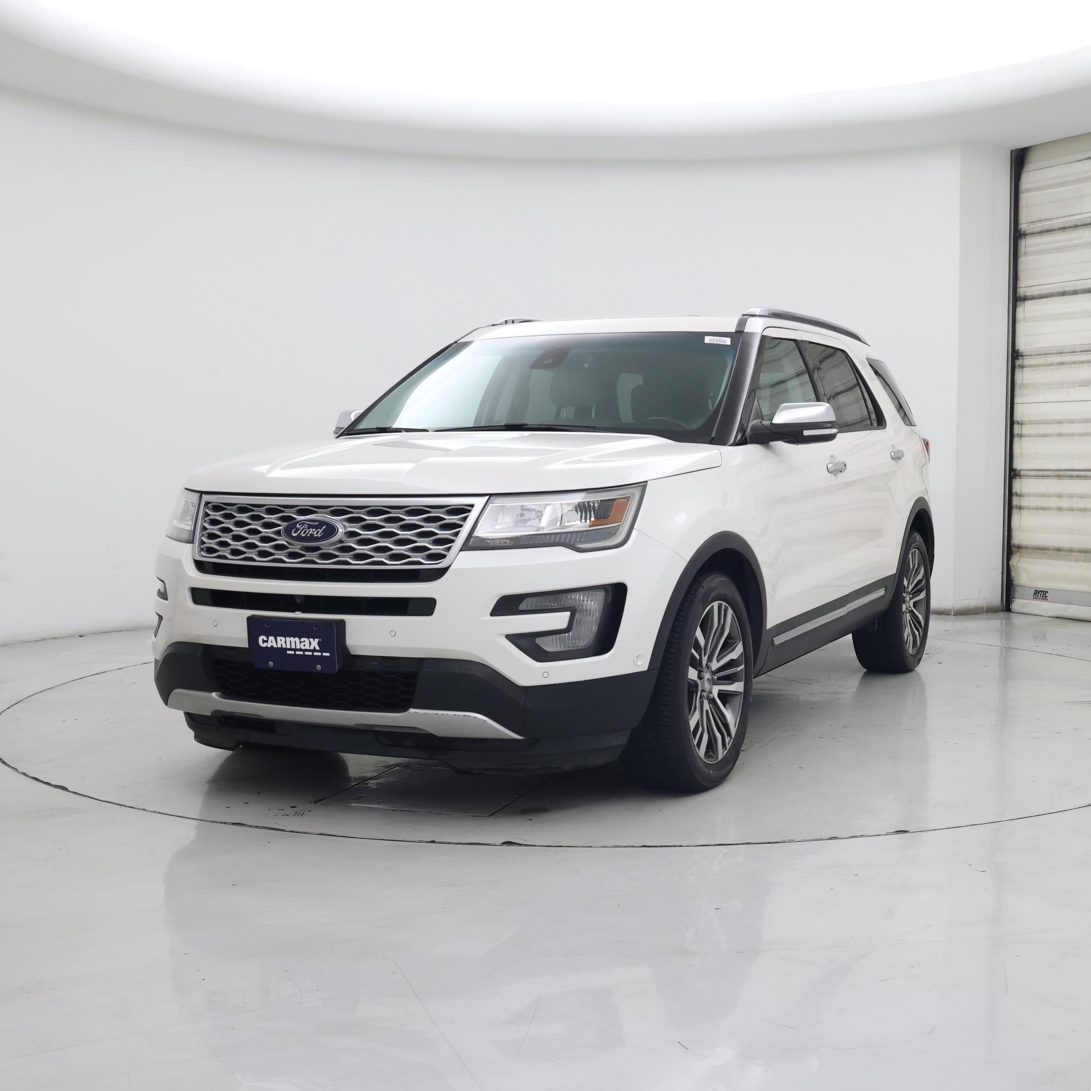 Thumbnail: 2016 Ford Explorer - 4
