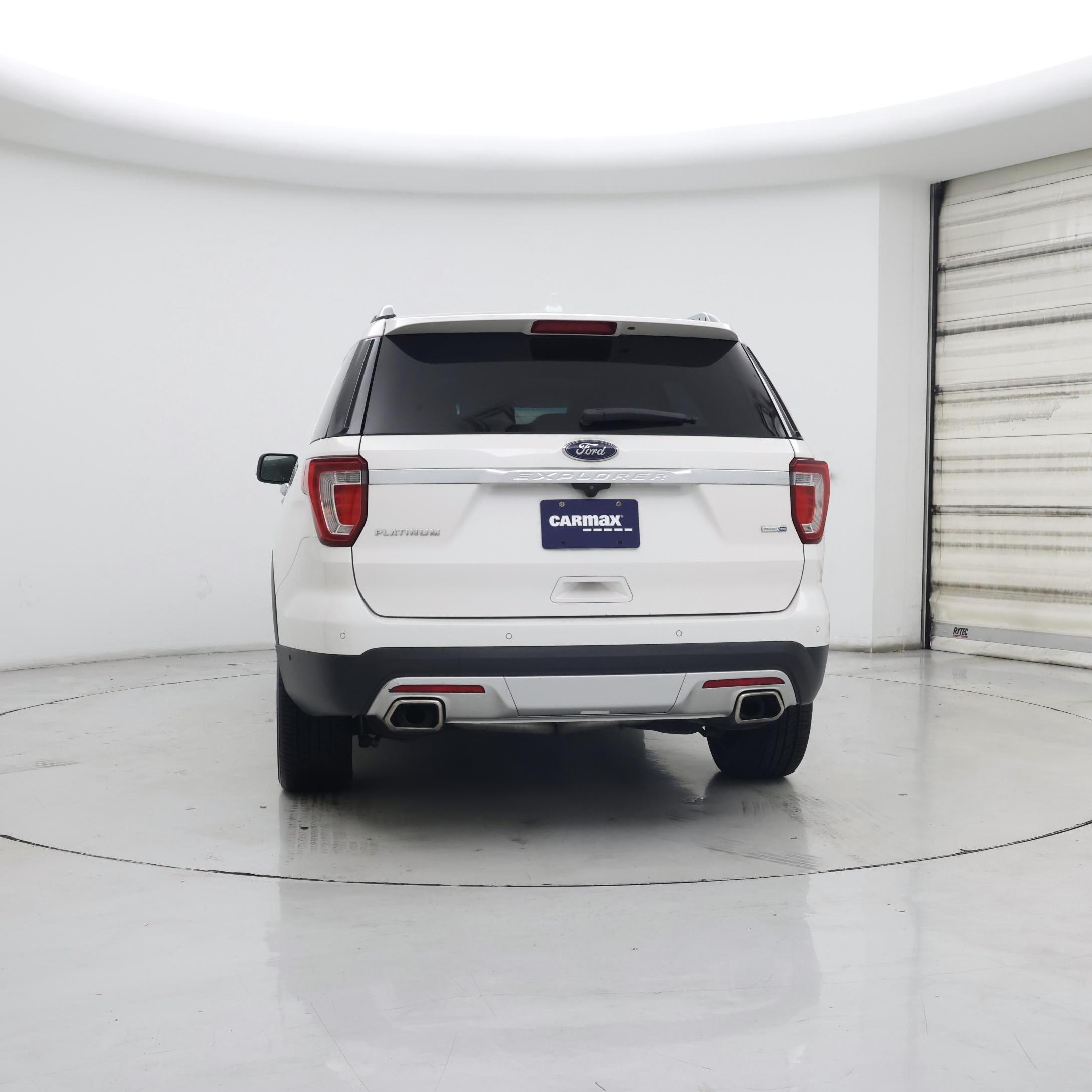 Thumbnail: 2016 Ford Explorer - 6