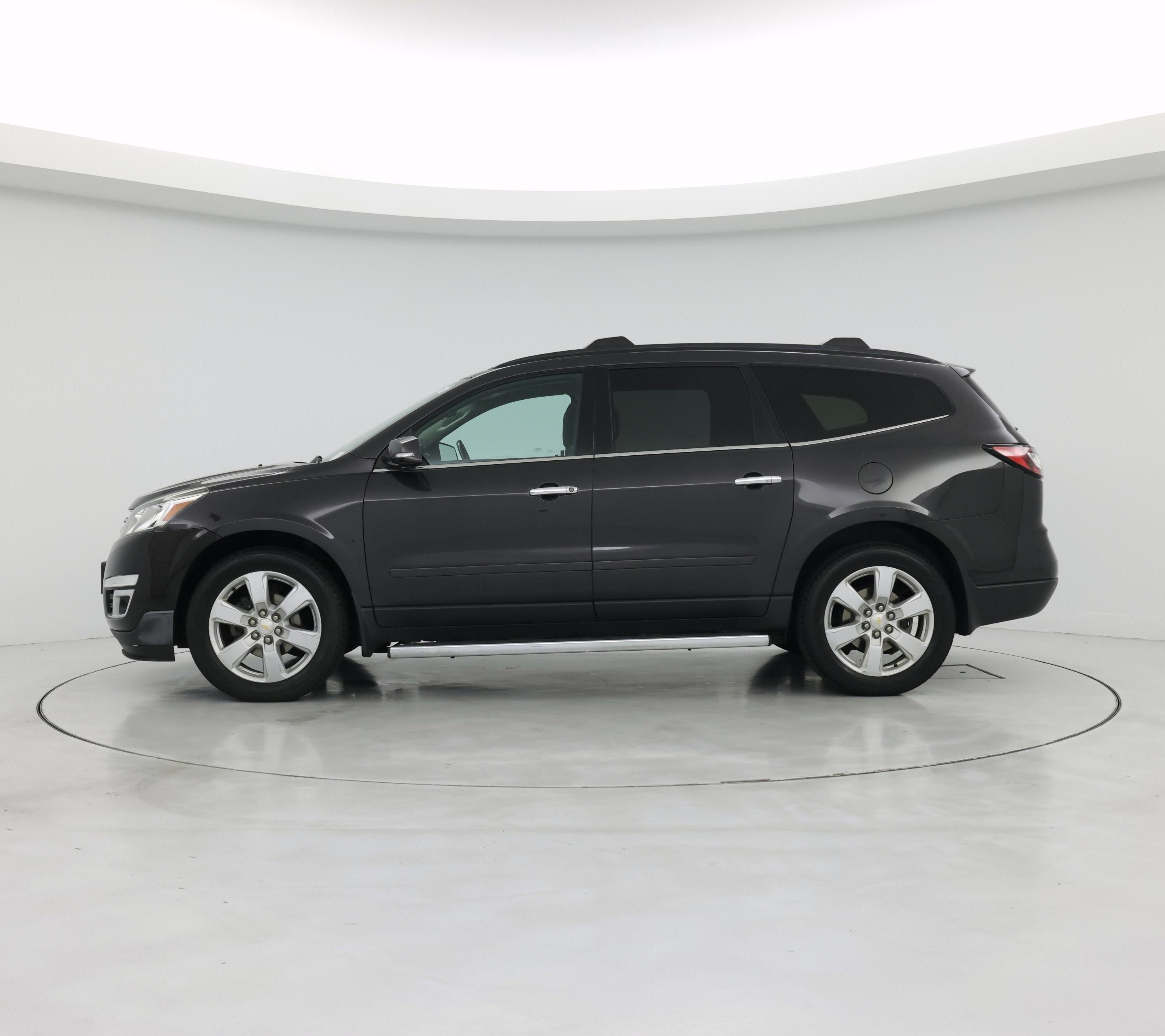 Thumbnail: 2017 Chevrolet Traverse - 3