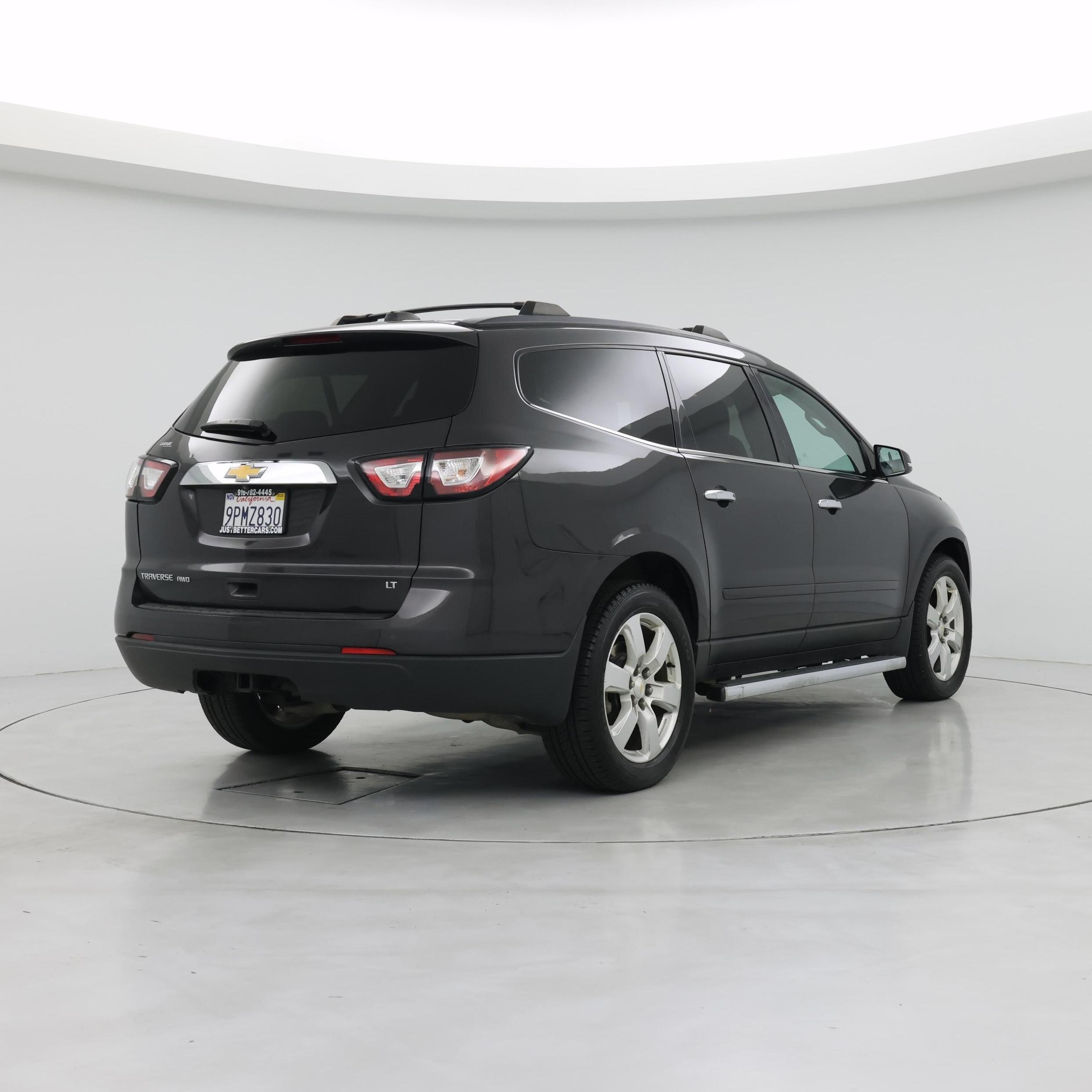 Thumbnail: 2017 Chevrolet Traverse - 8