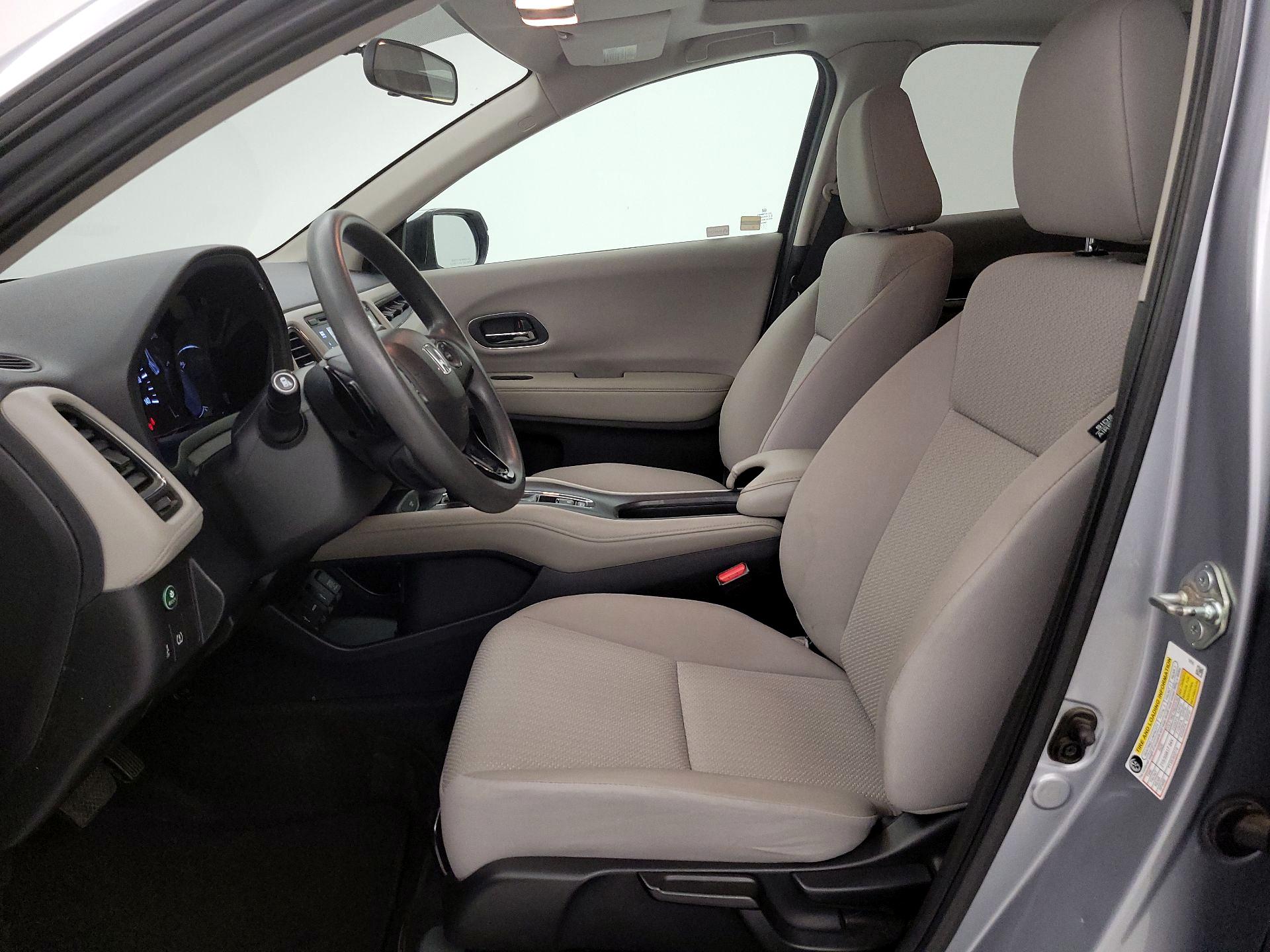 Thumbnail: 2018 Honda HR-V - 11