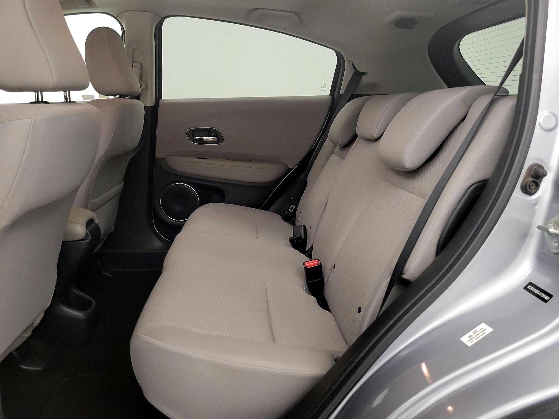 Thumbnail: 2018 Honda HR-V - 18
