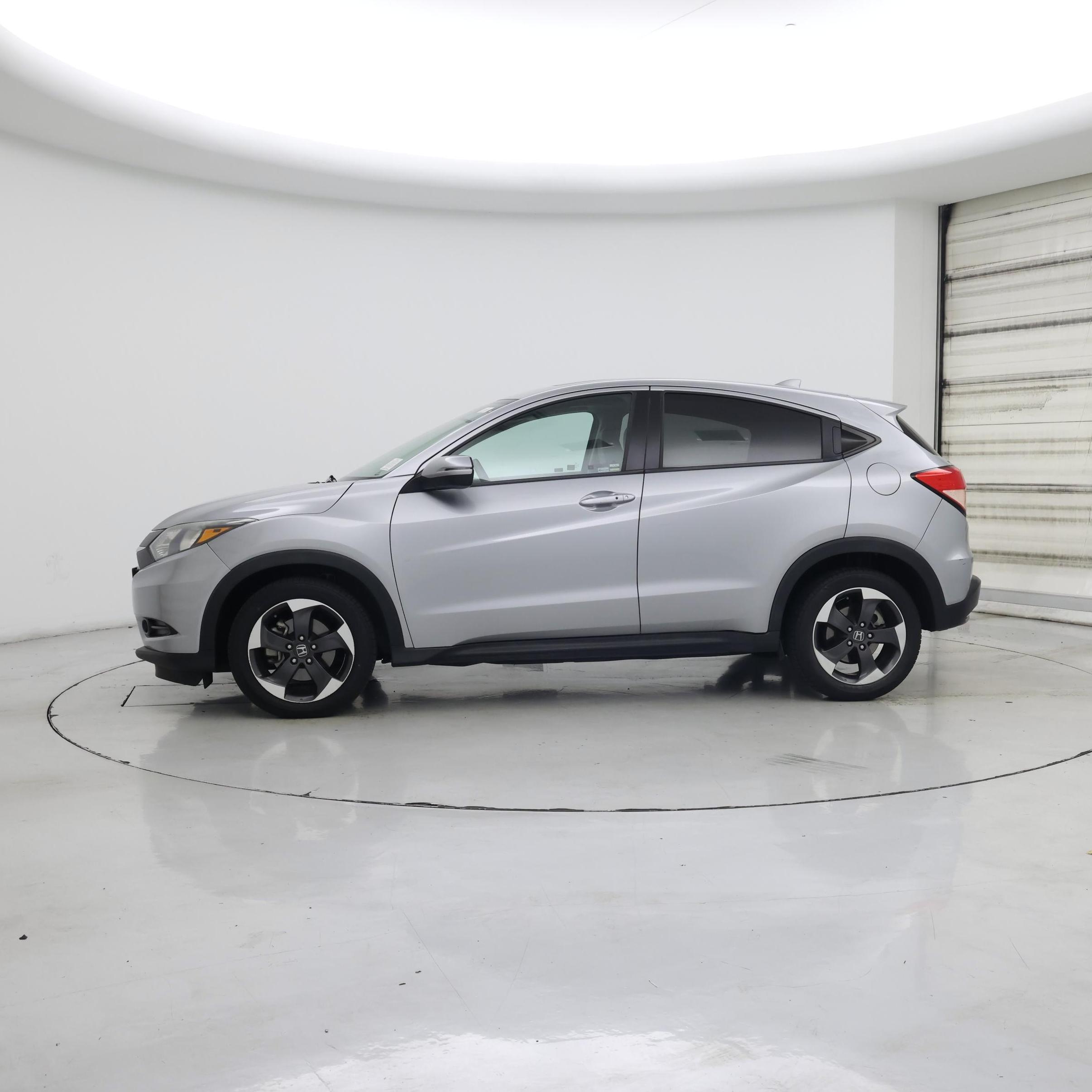 Thumbnail: 2018 Honda HR-V - 3