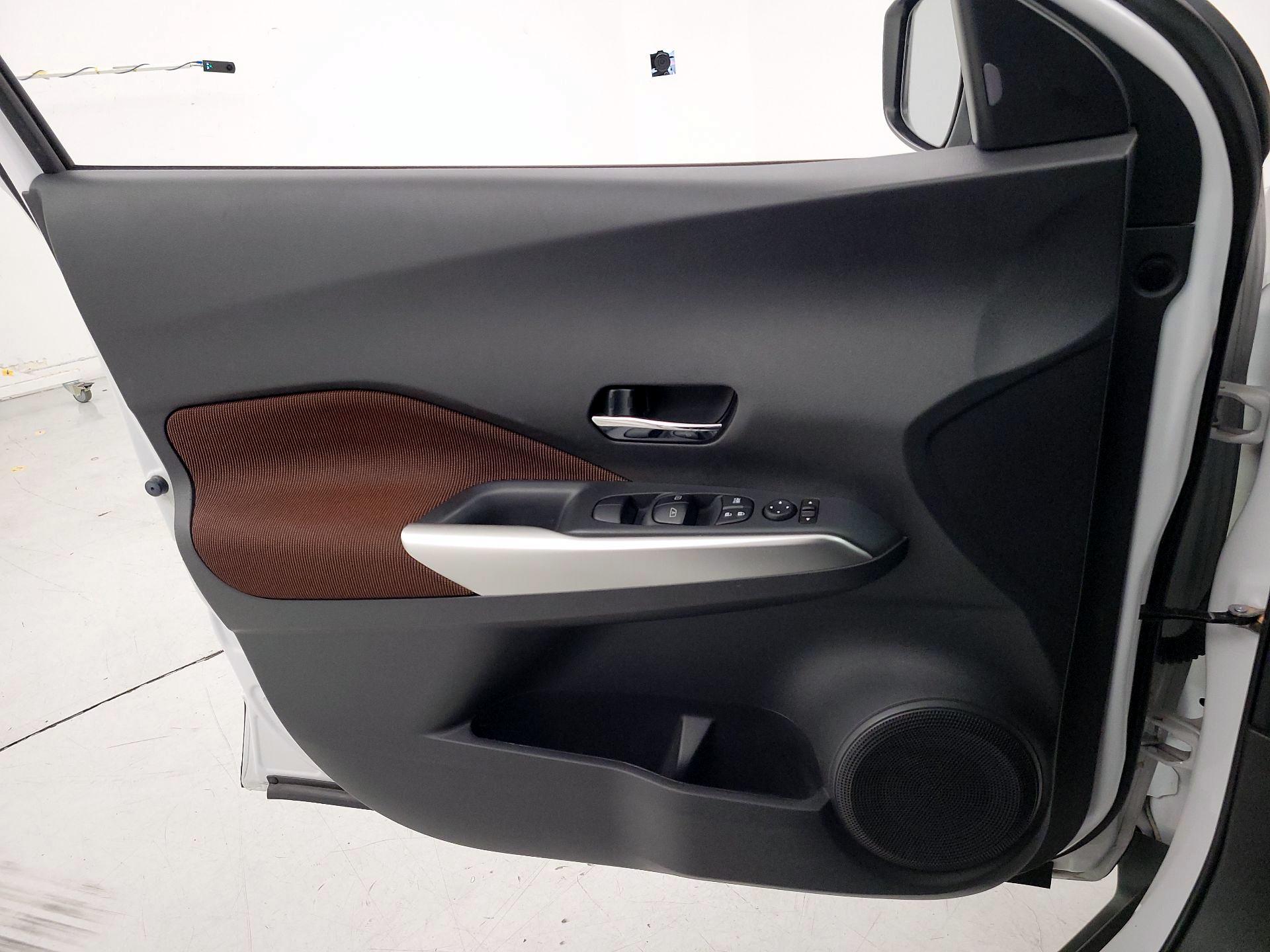Thumbnail: 2018 Nissan Kicks - 12