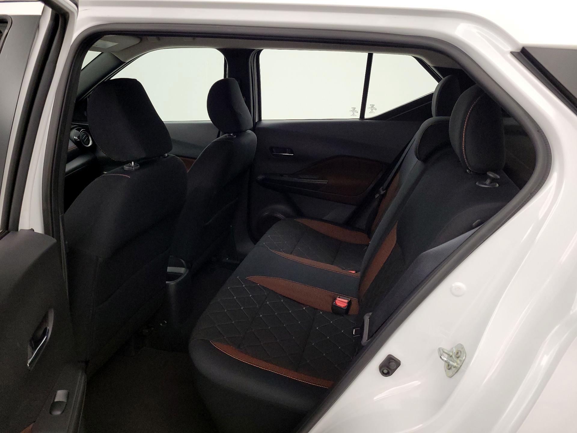 Thumbnail: 2018 Nissan Kicks - 18