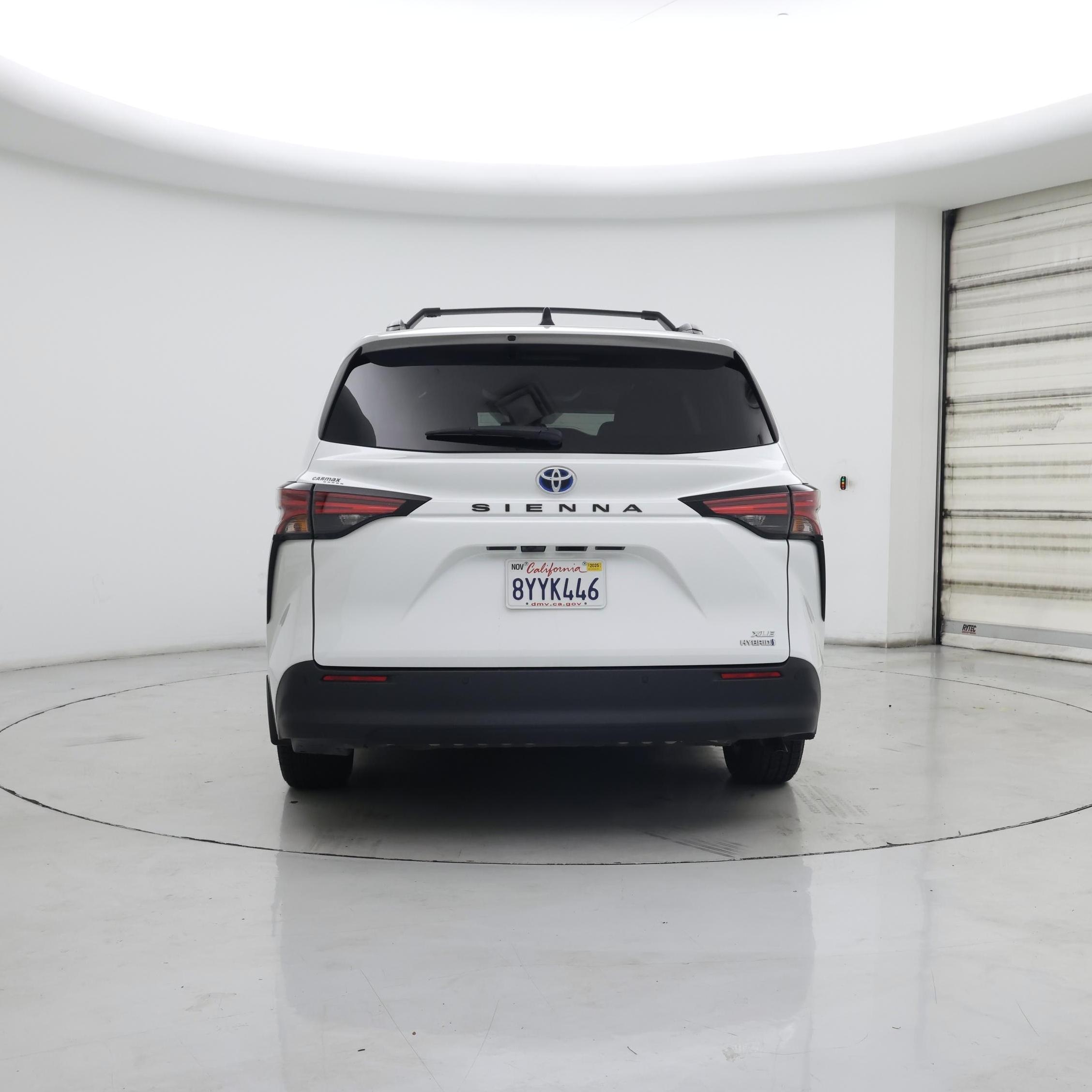 Thumbnail: 2022 Toyota Sienna - 6