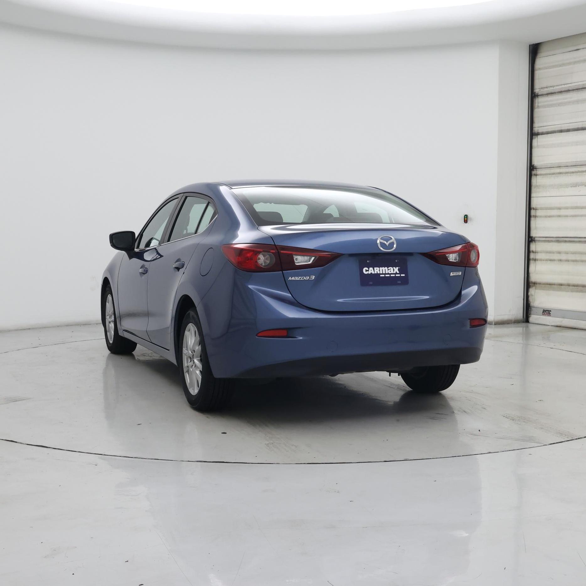 Thumbnail: 2018 Mazda Mazda3 - 2