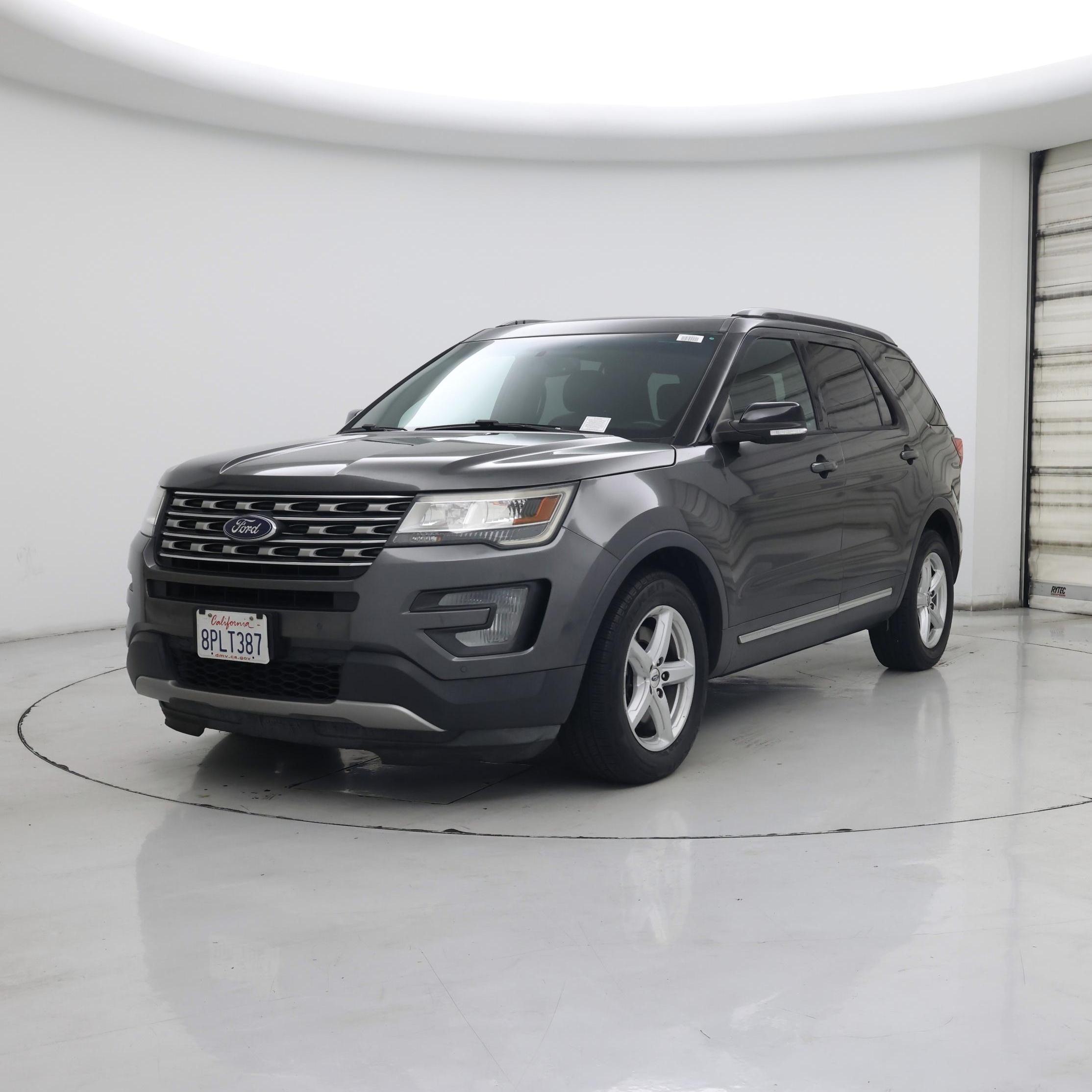 Thumbnail: 2017 Ford Explorer - 4