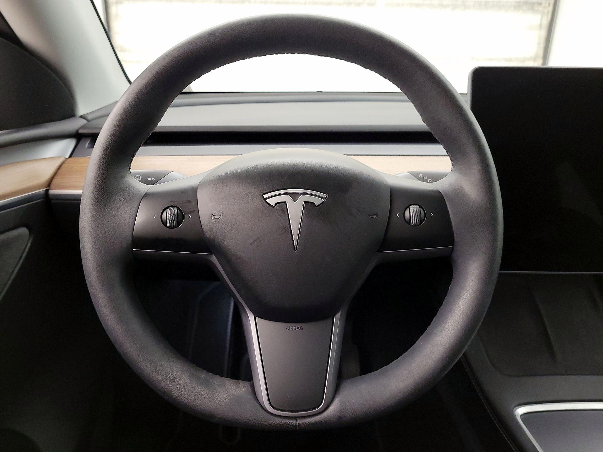 Thumbnail: 2022 Tesla Model Y - 10