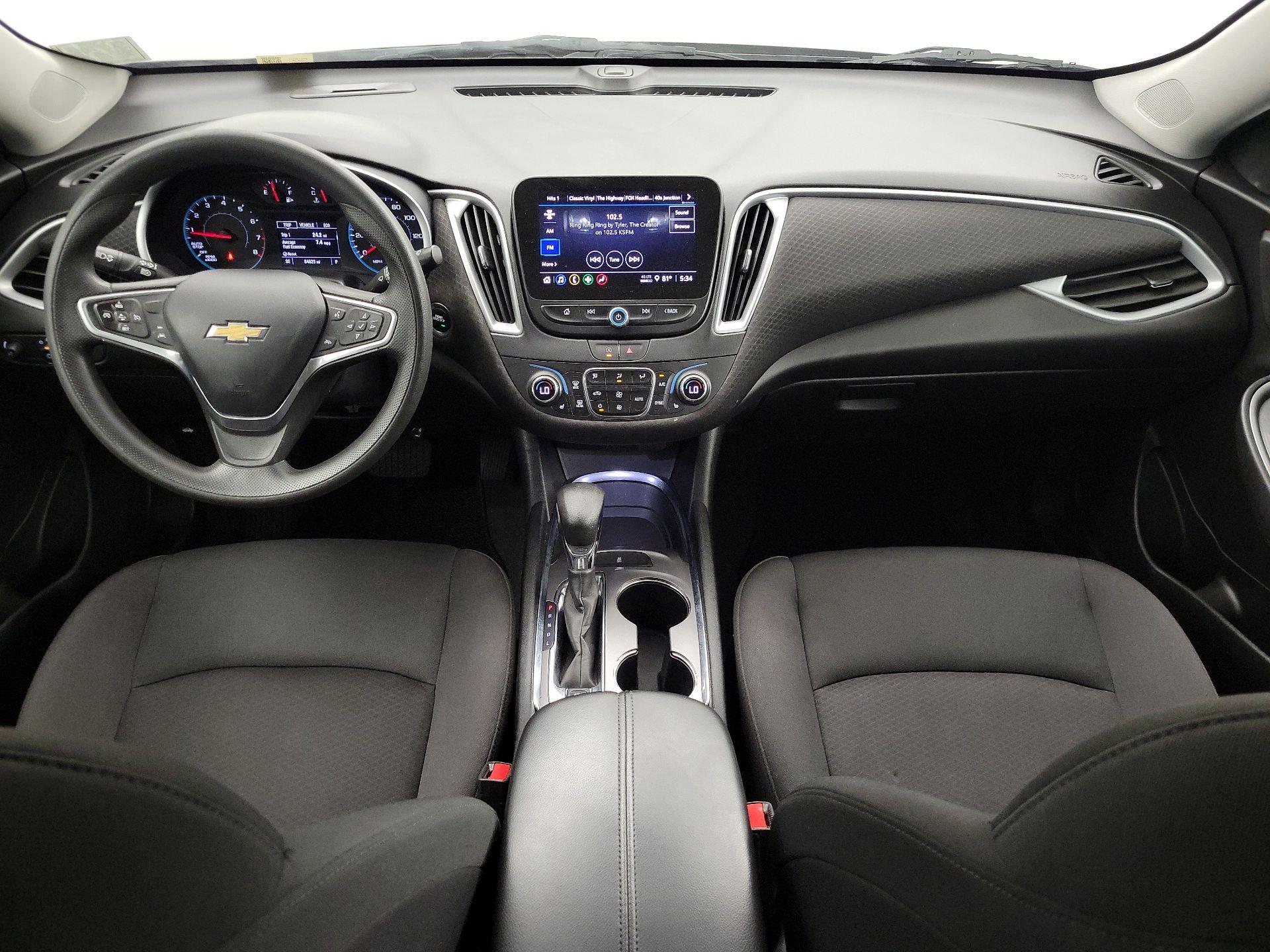 Thumbnail: 2023 Chevrolet Malibu - 9