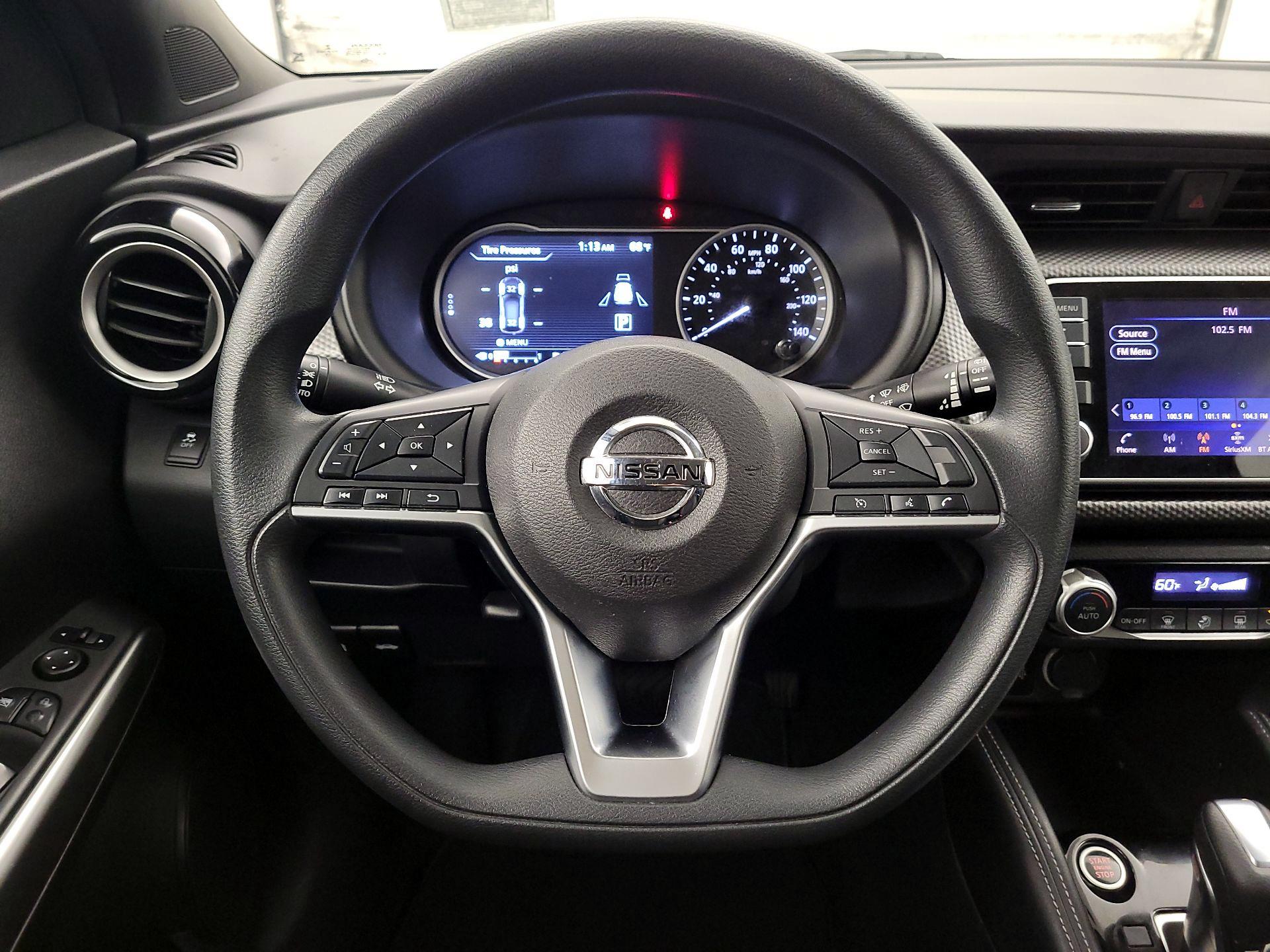 Thumbnail: 2018 Nissan Kicks - 10