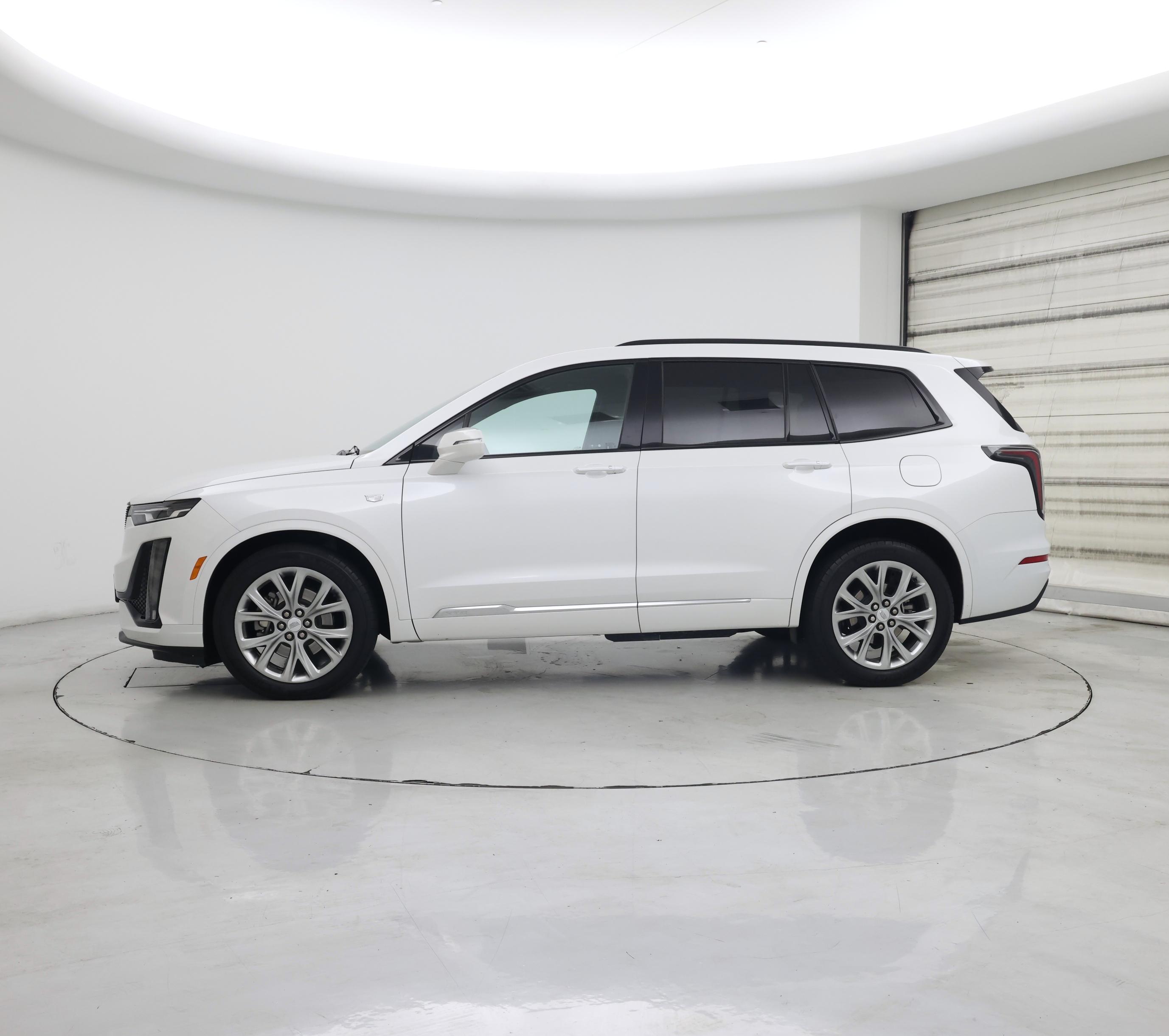 Thumbnail: 2020 Cadillac XT6 - 3