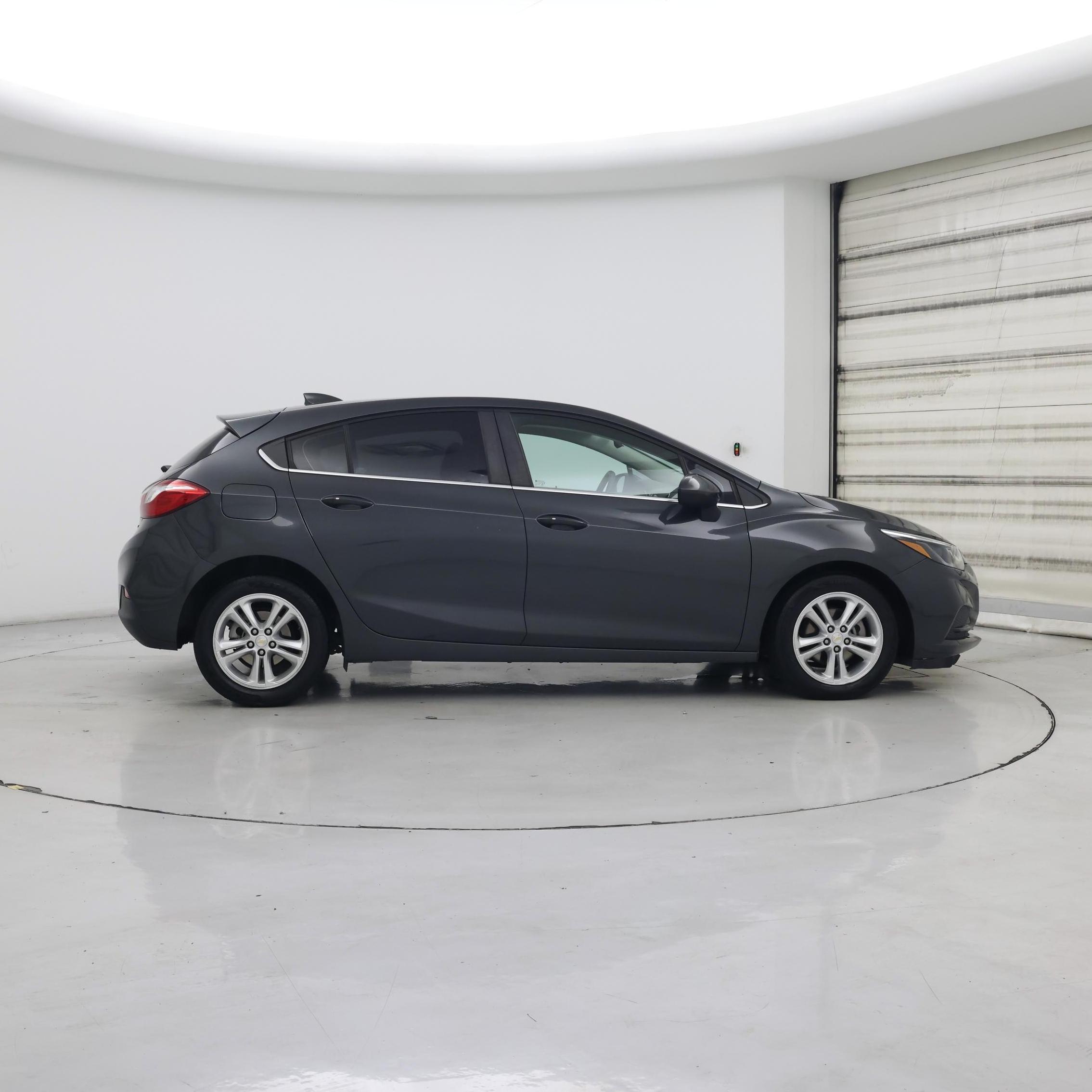 Thumbnail: 2018 Chevrolet Cruze - 7