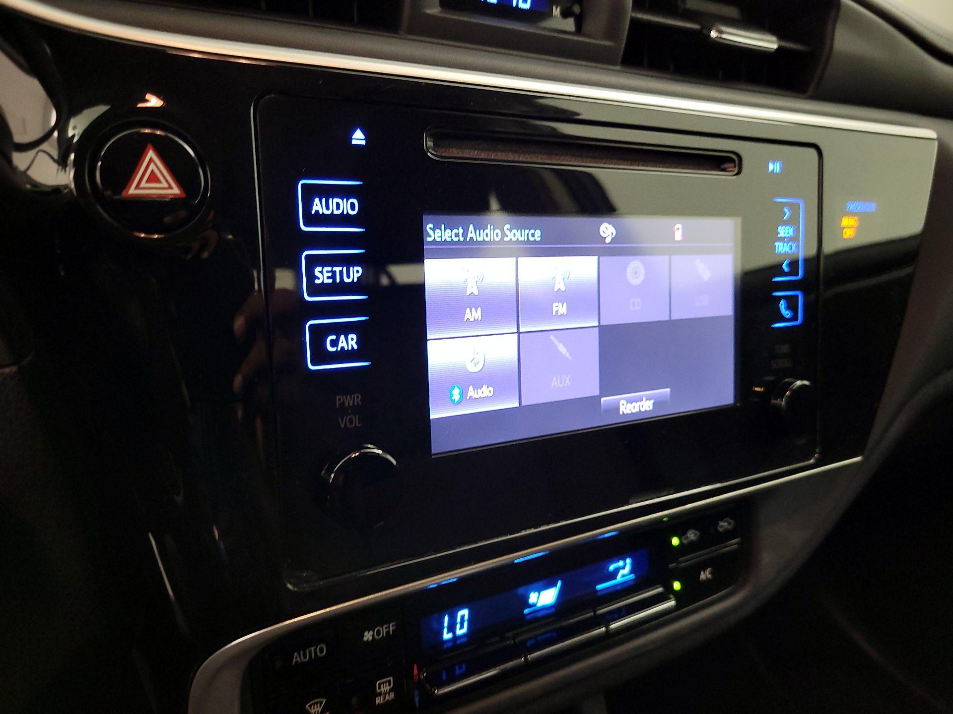 Thumbnail: 2019 Toyota Corolla - 15