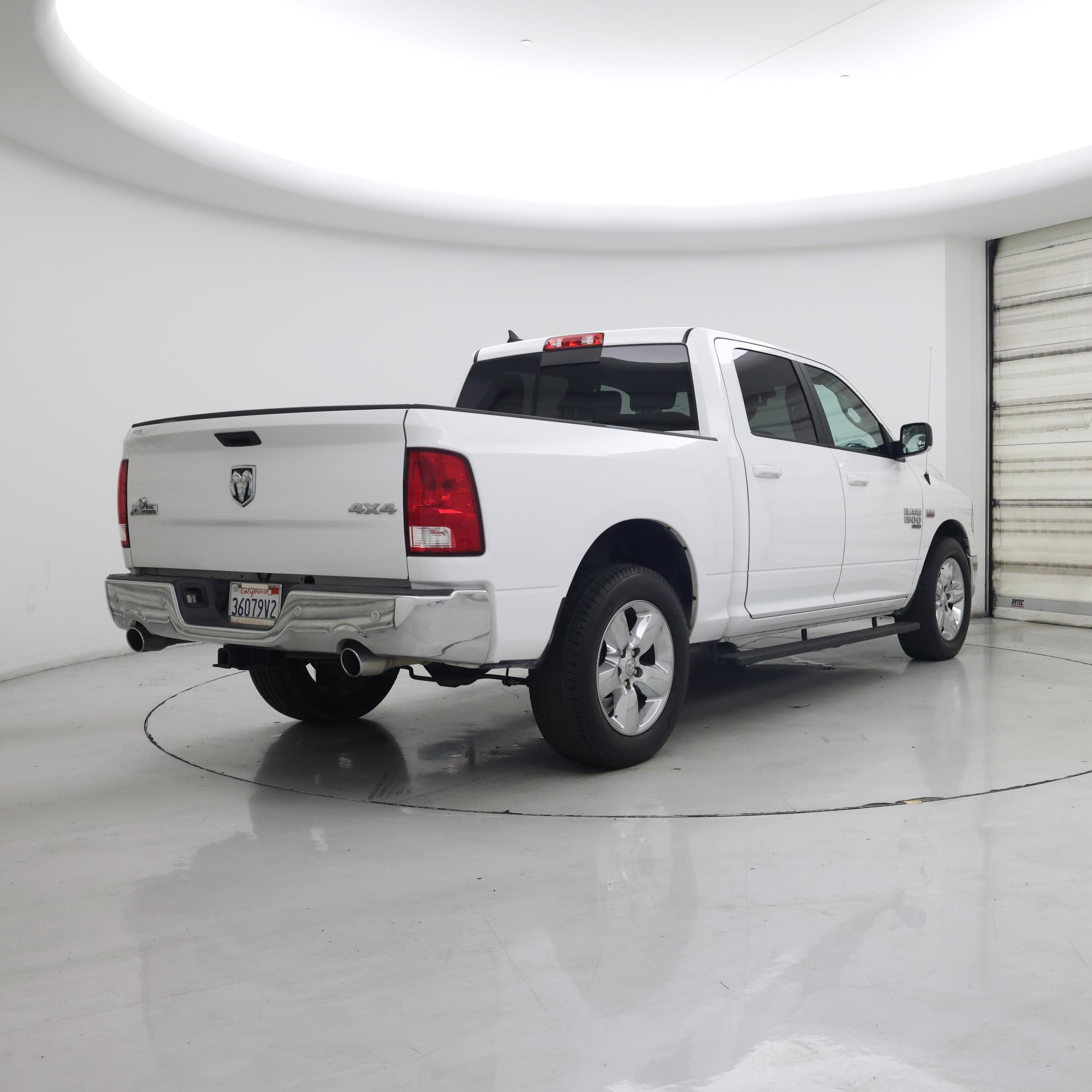 Thumbnail: 2019 RAM 1500 Classic - 8