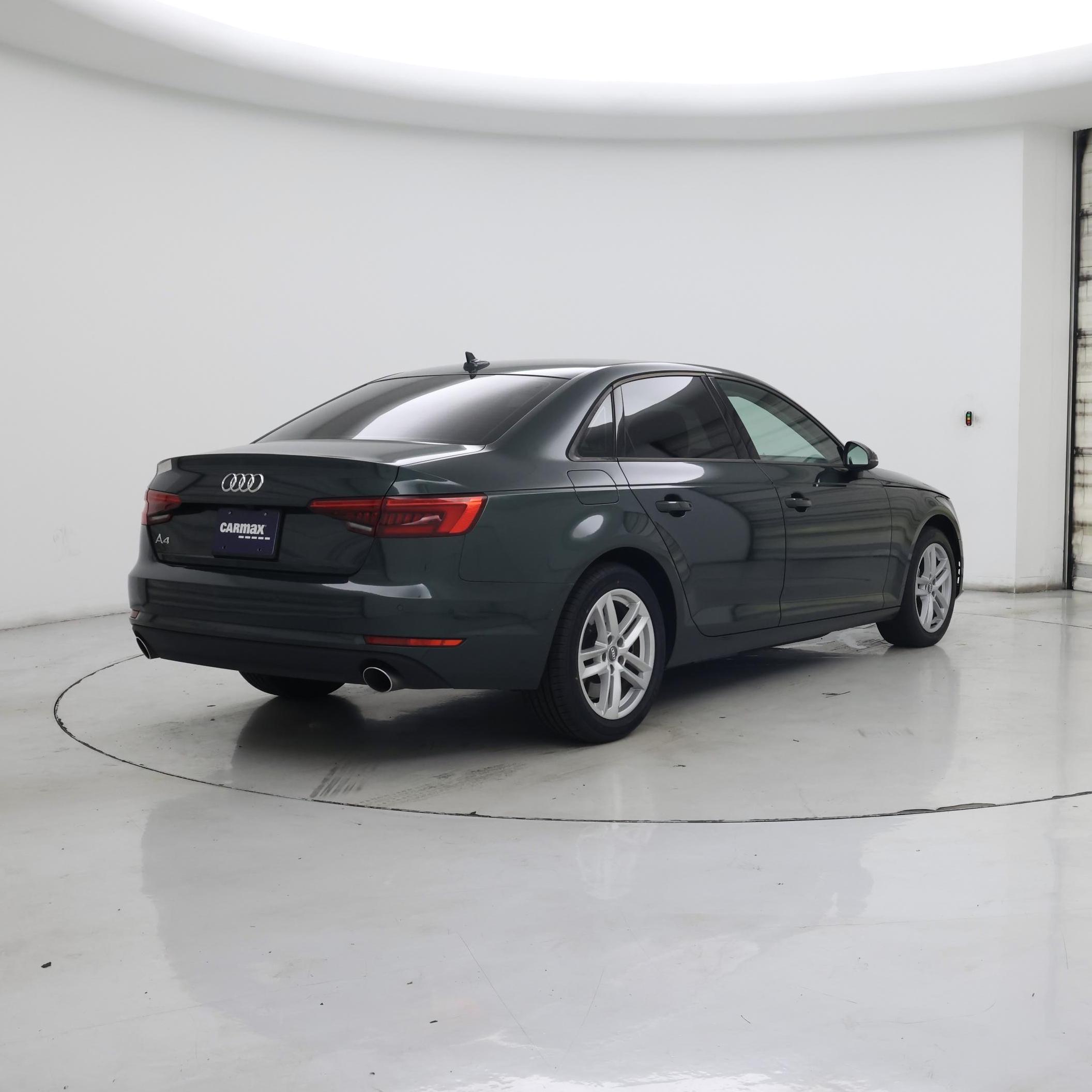 Thumbnail: 2017 Audi A4 - 8