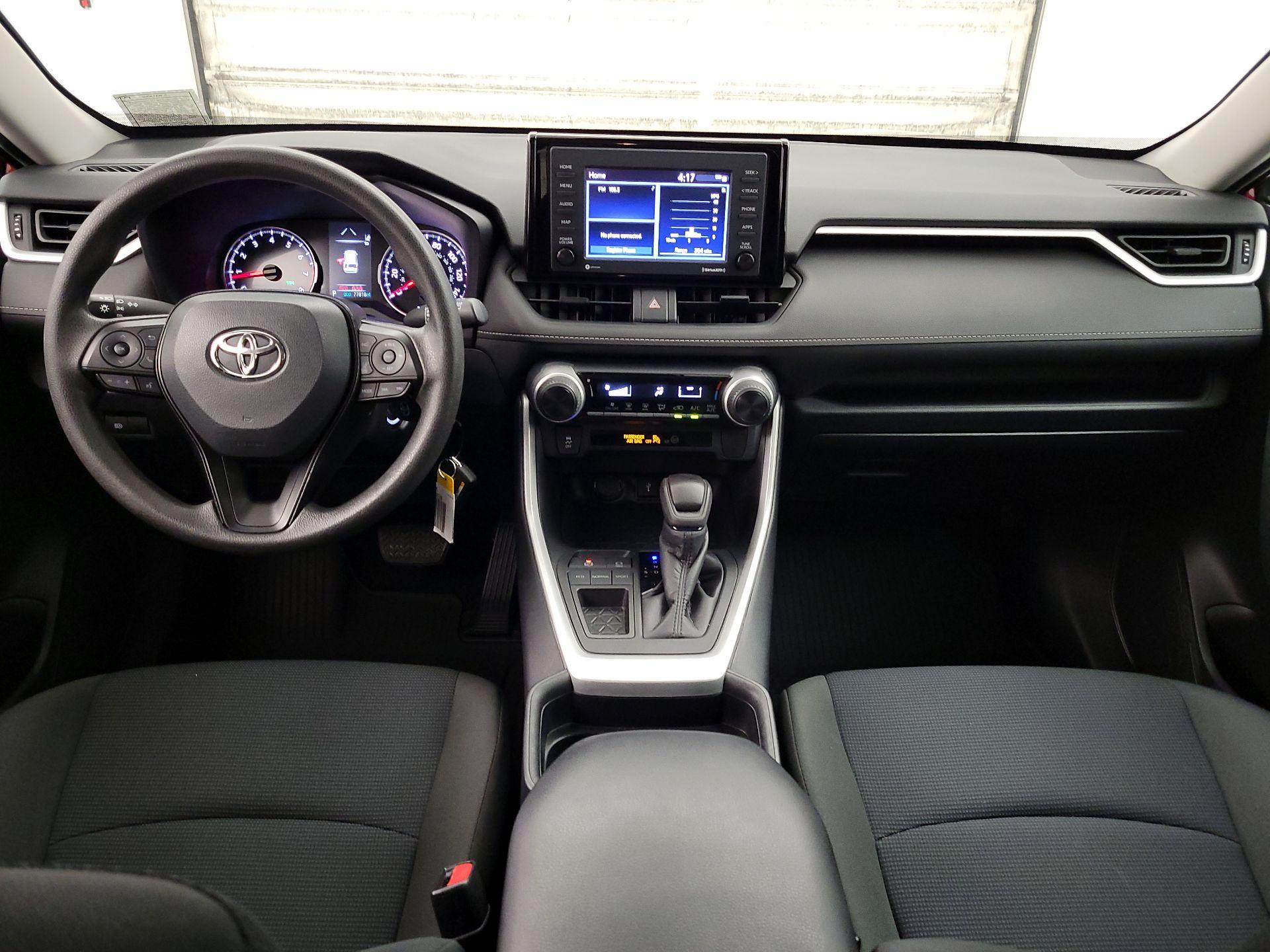 Thumbnail: 2021 Toyota RAV4 - 9