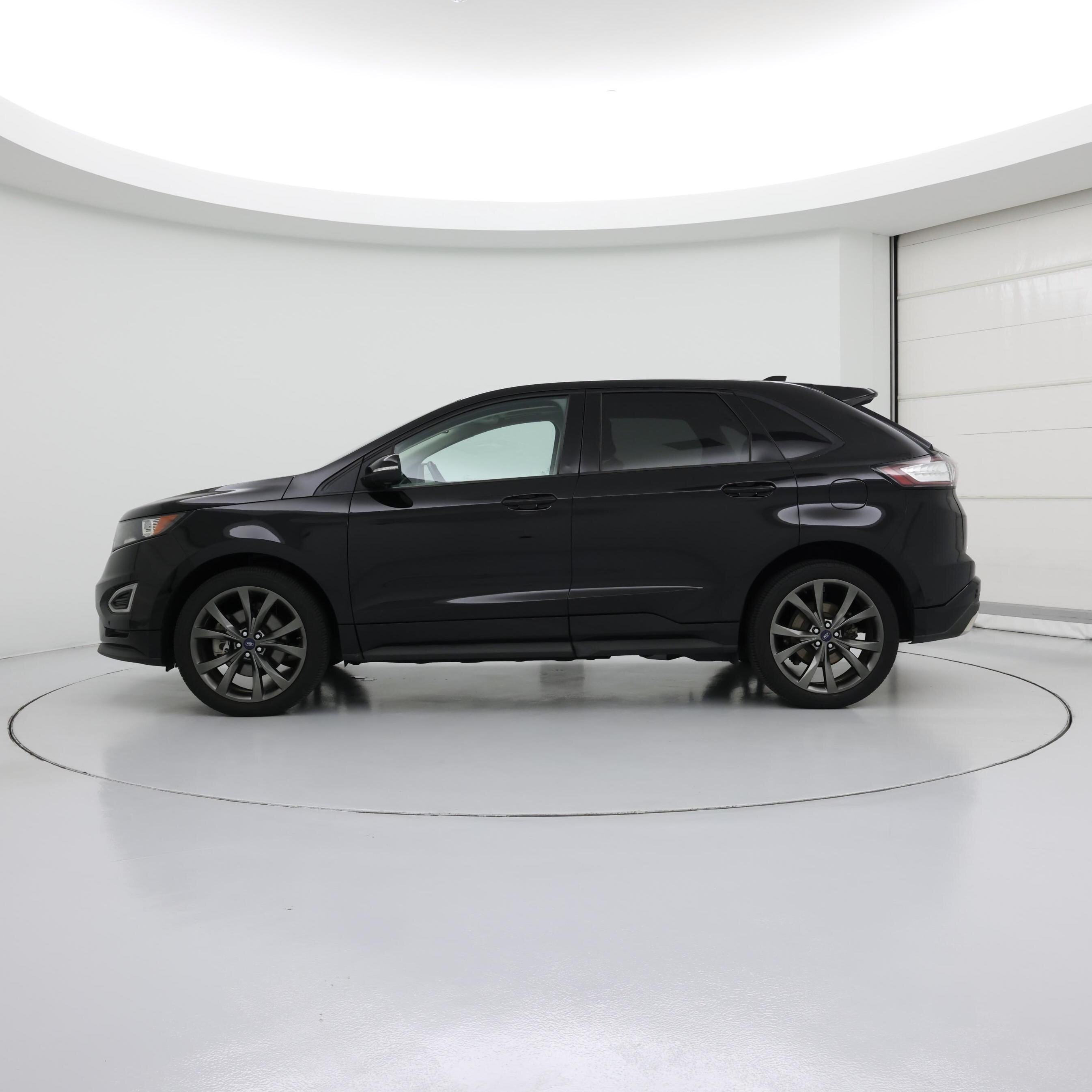 Thumbnail: 2016 Ford Edge - 3