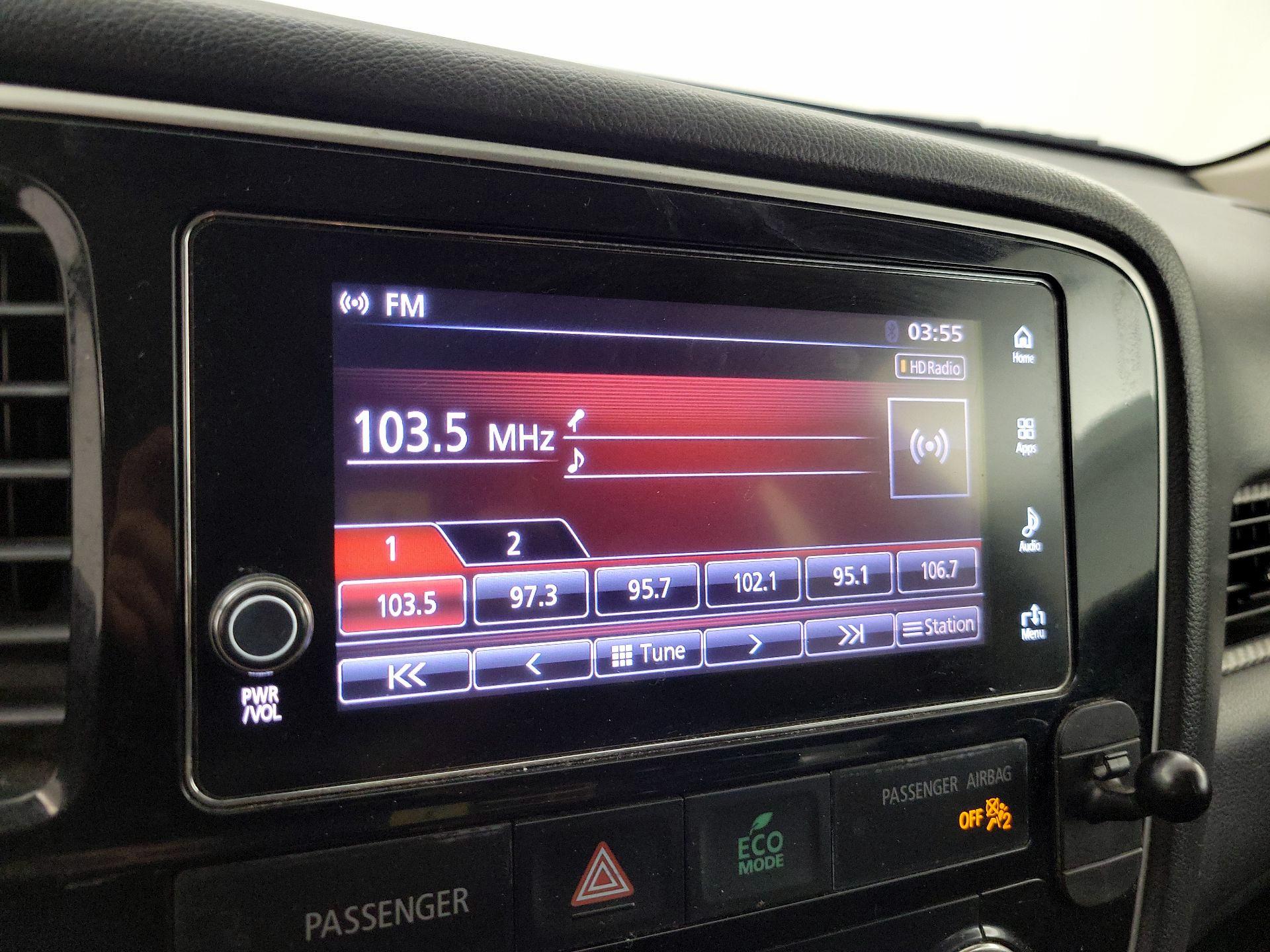 Thumbnail: 2018 Mitsubishi Outlander - 14