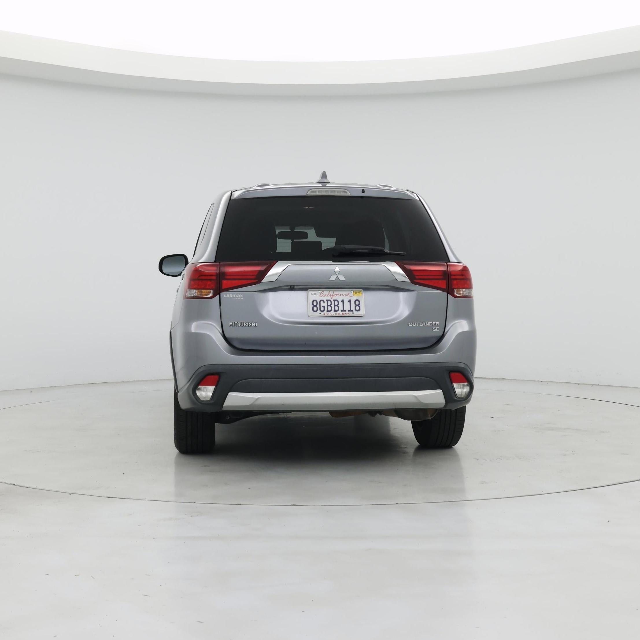 Thumbnail: 2018 Mitsubishi Outlander - 6