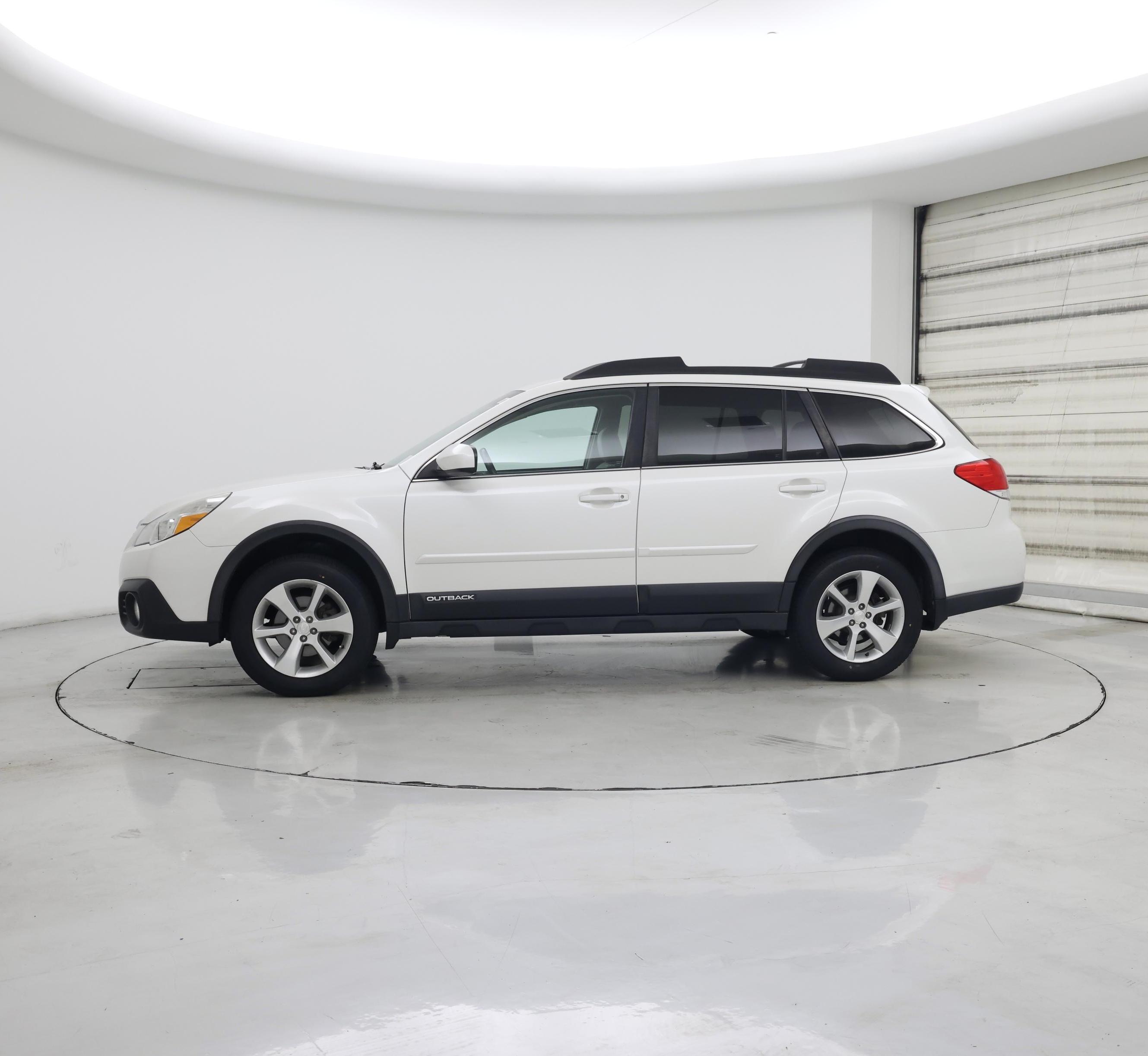Thumbnail: 2014 Subaru Outback - 3