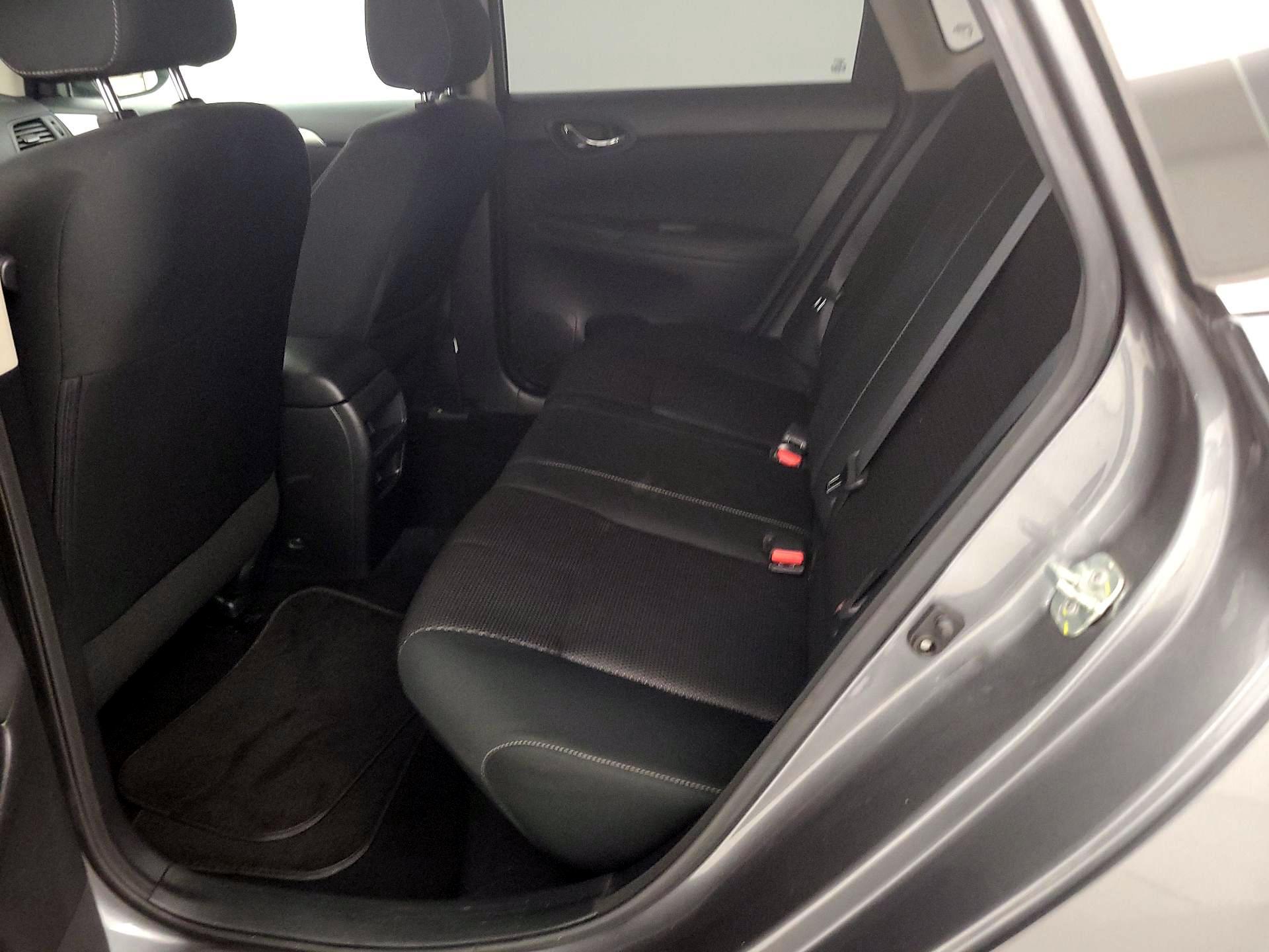 Thumbnail: 2019 Nissan Sentra - 19