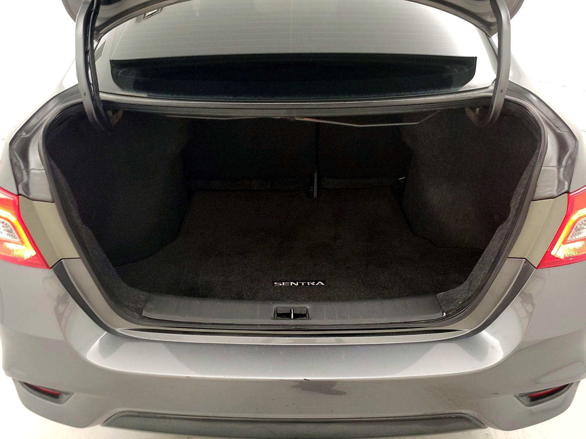 Thumbnail: 2019 Nissan Sentra - 20