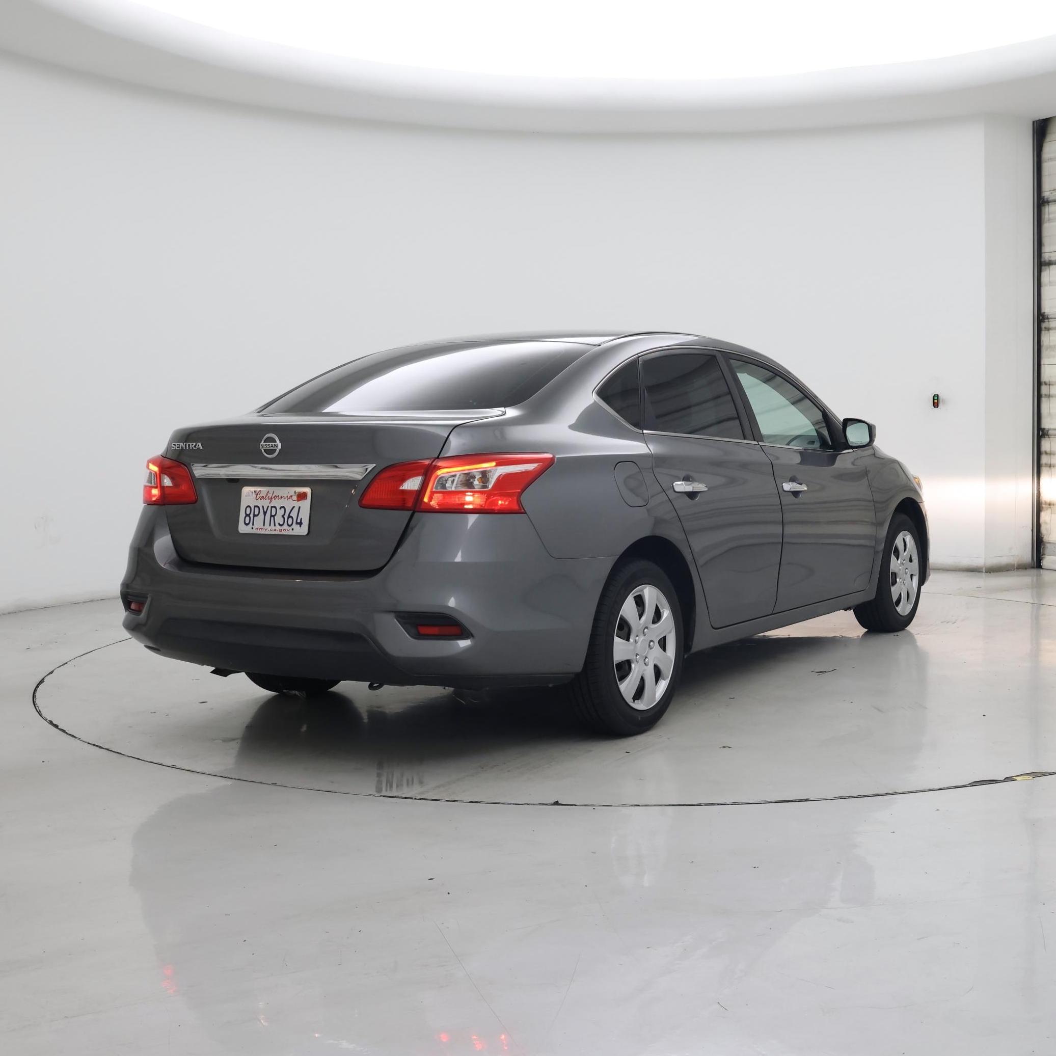 Thumbnail: 2019 Nissan Sentra - 8