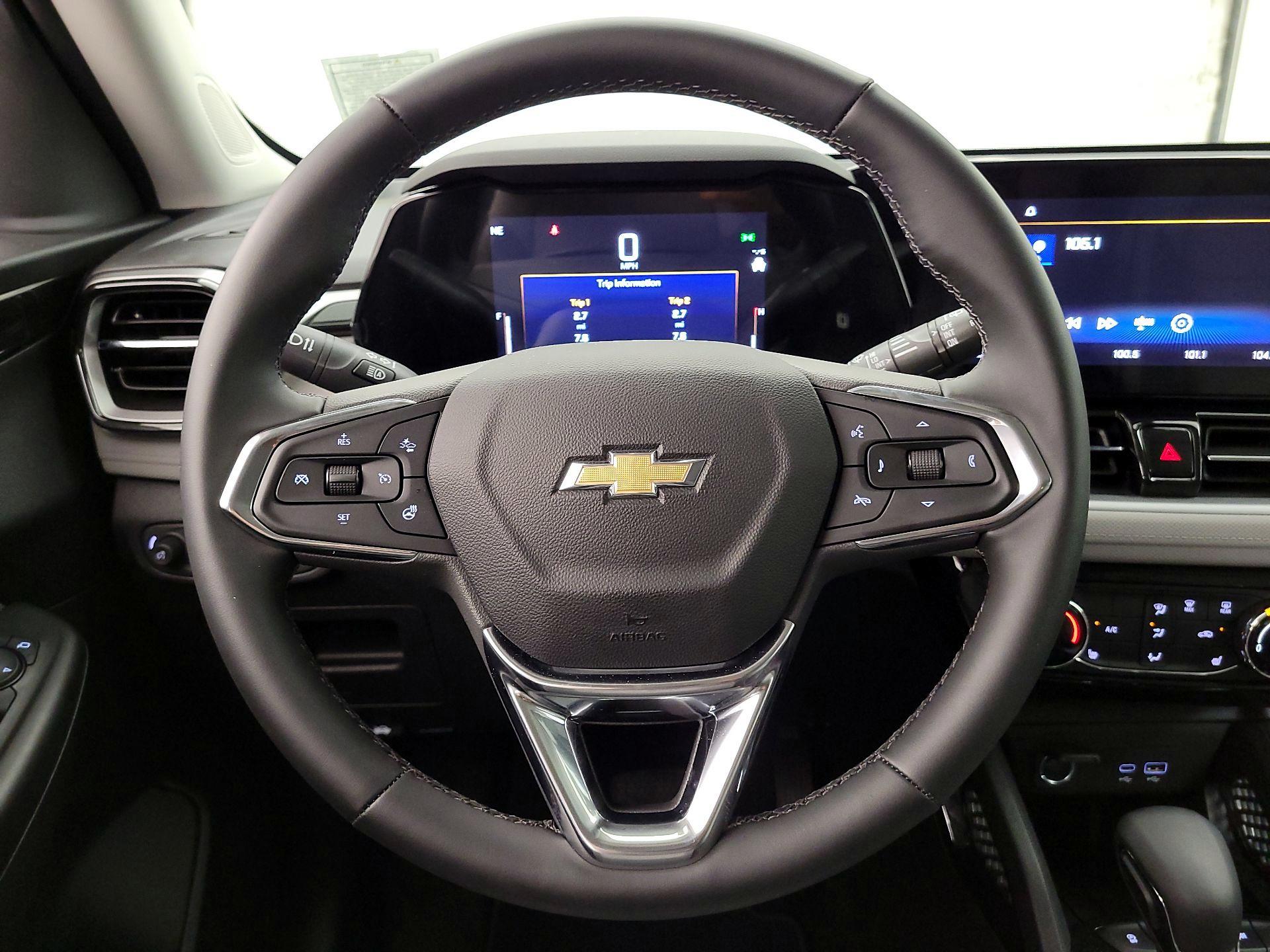 Thumbnail: 2026 Chevrolet TrailBlazer - 10