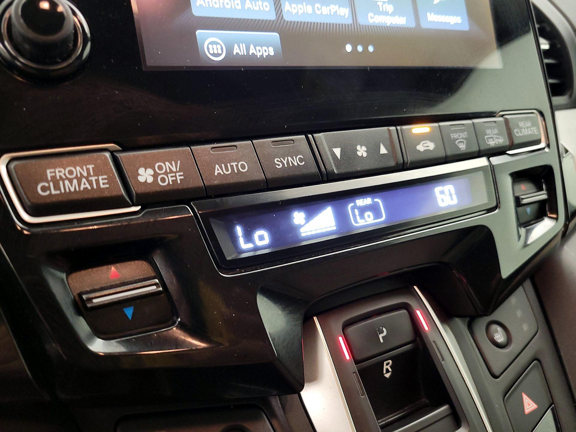 Thumbnail: 2019 Honda Odyssey - 16