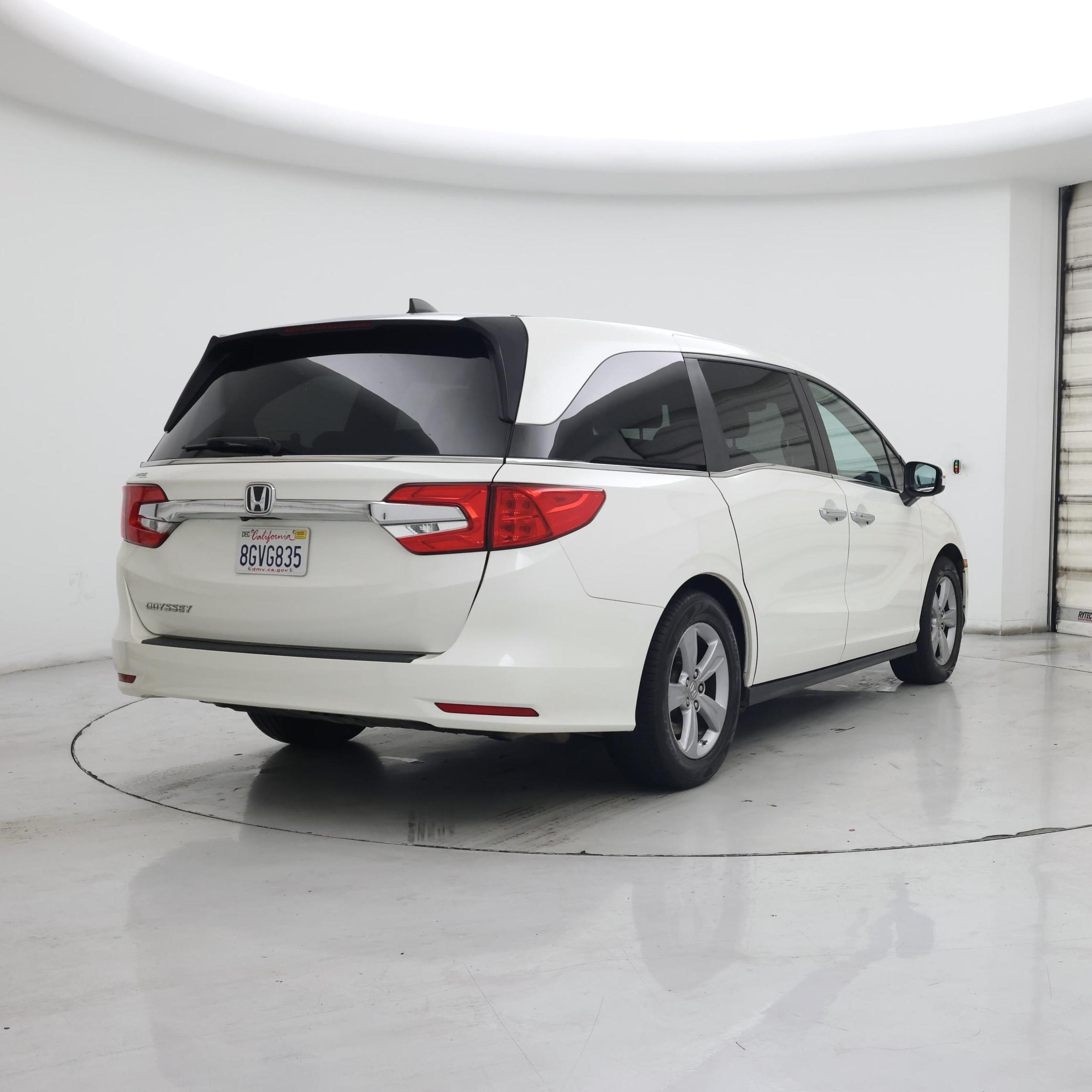 Thumbnail: 2019 Honda Odyssey - 8