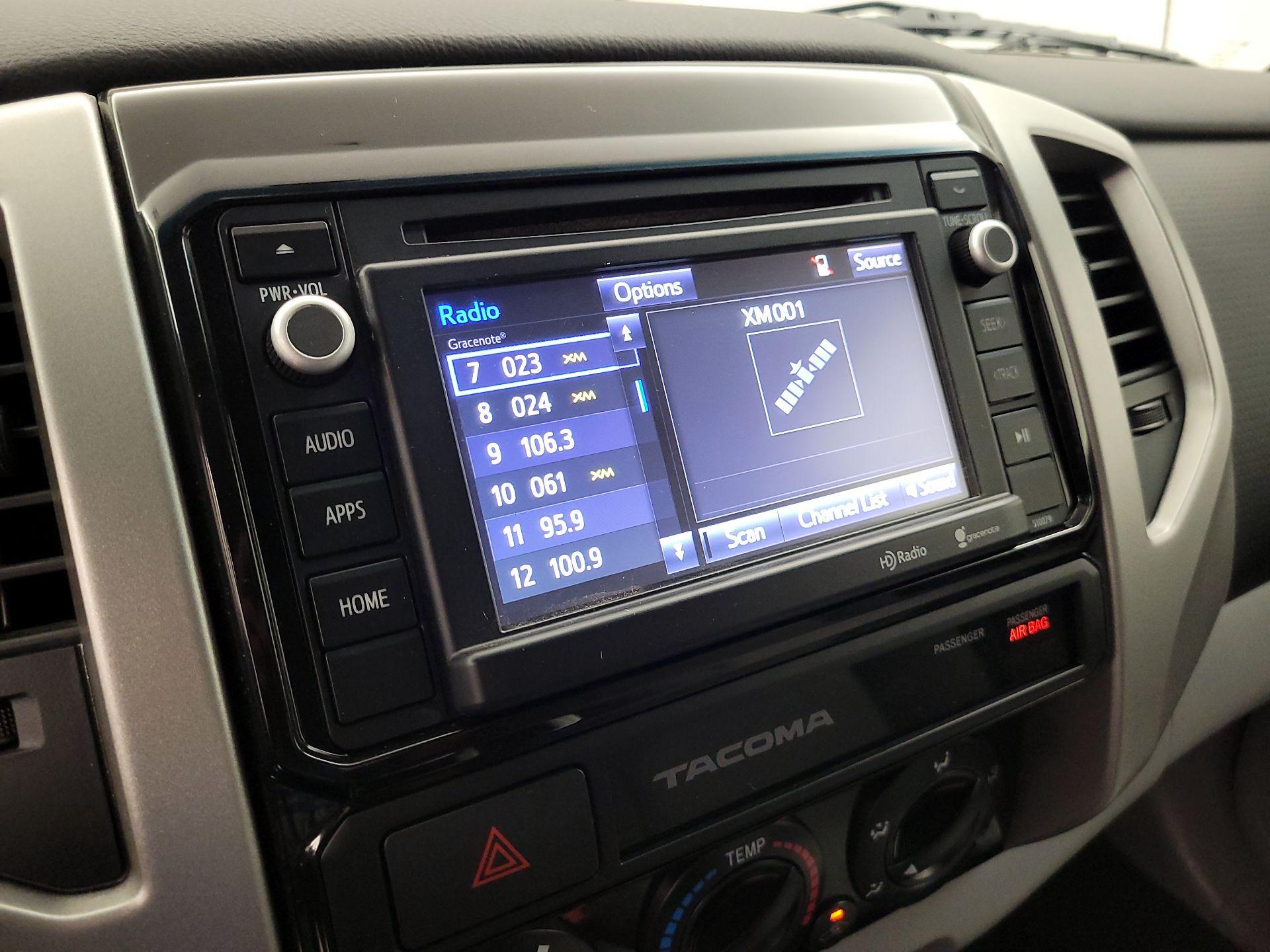 Thumbnail: 2015 Toyota Tacoma - 15