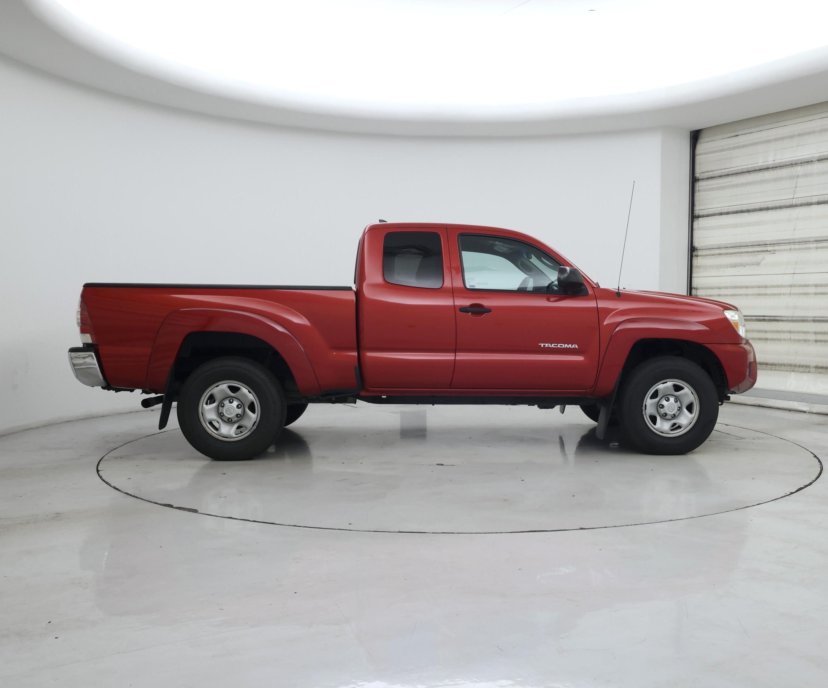 Thumbnail: 2015 Toyota Tacoma - 7