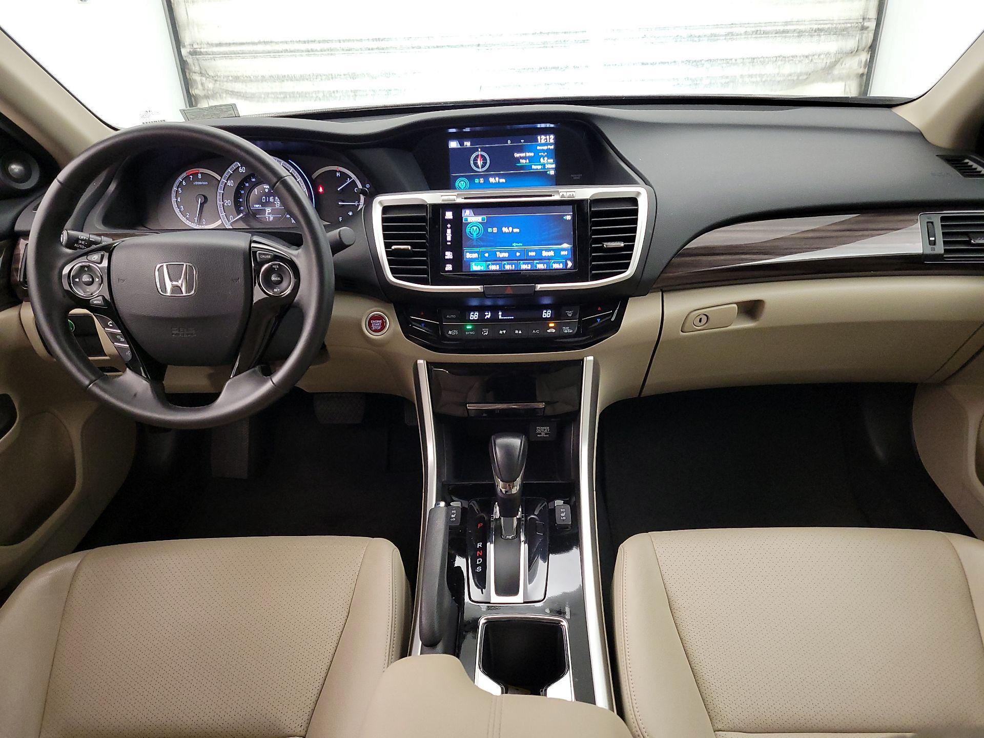 Thumbnail: 2016 Honda Accord - 9
