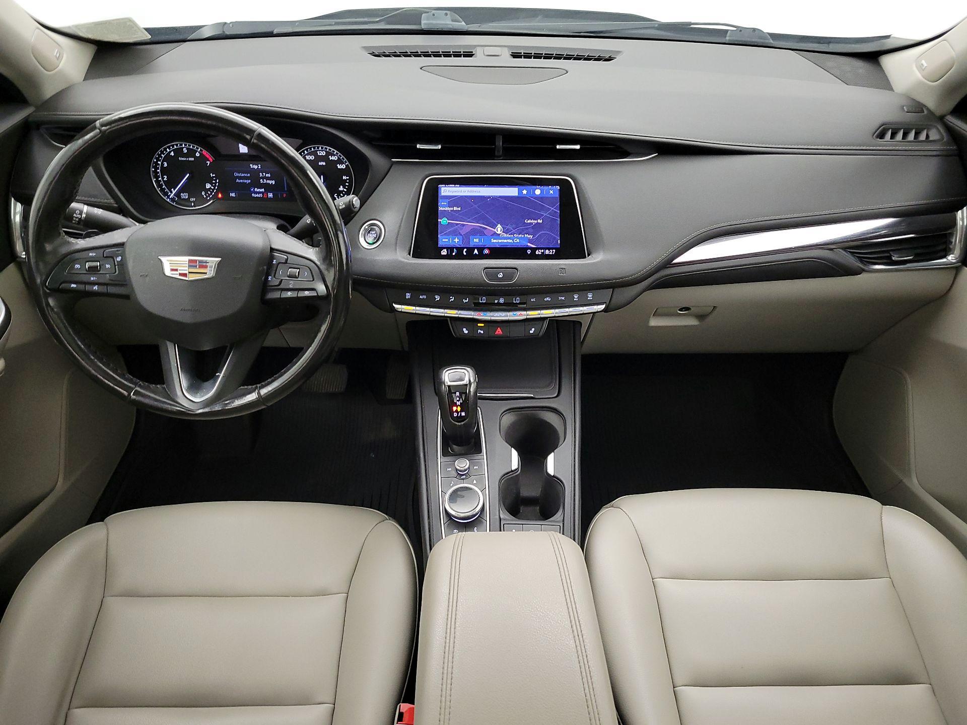 Thumbnail: 2019 Cadillac XT4 - 9