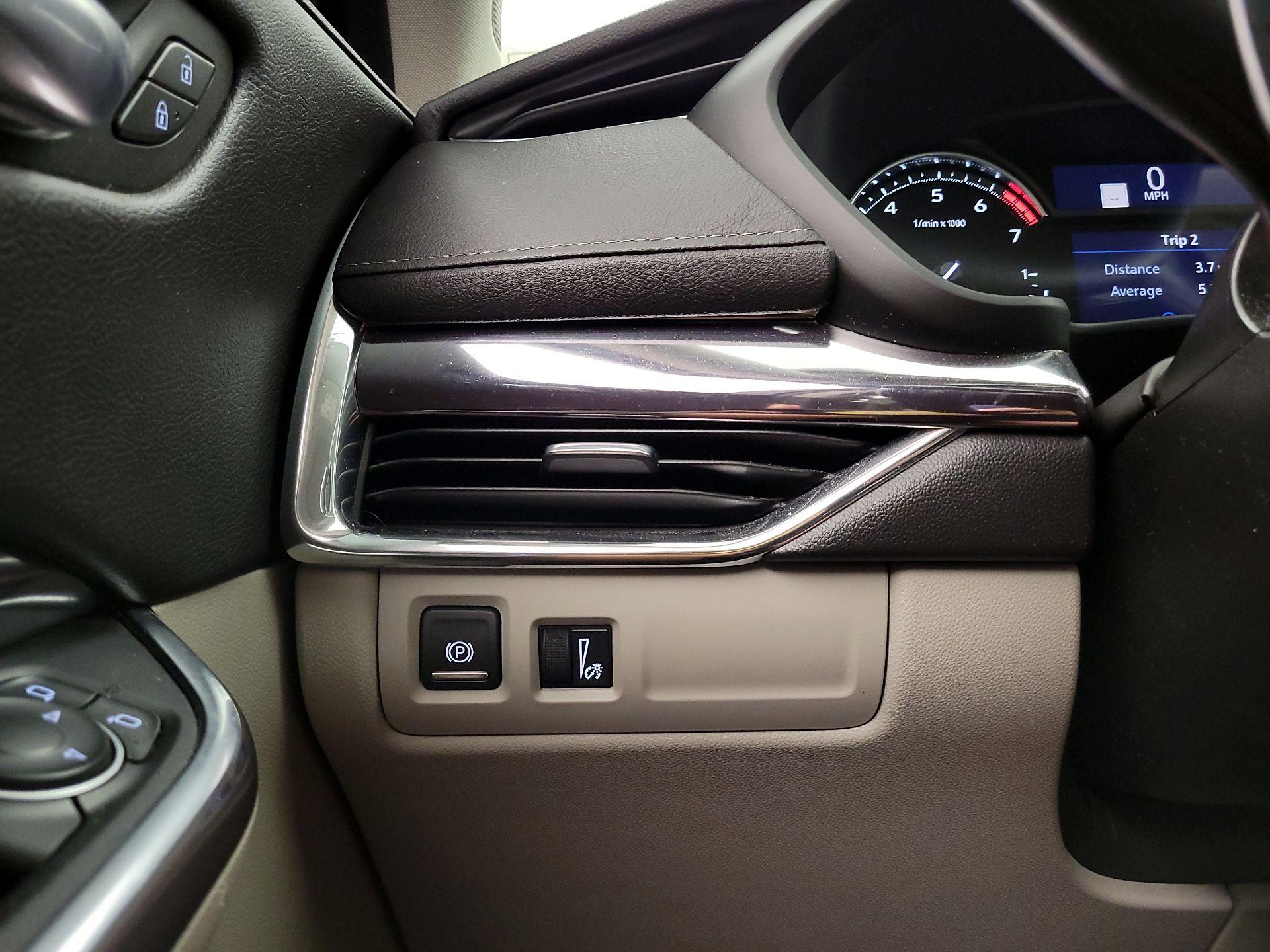 Thumbnail: 2019 Cadillac XT4 - 13