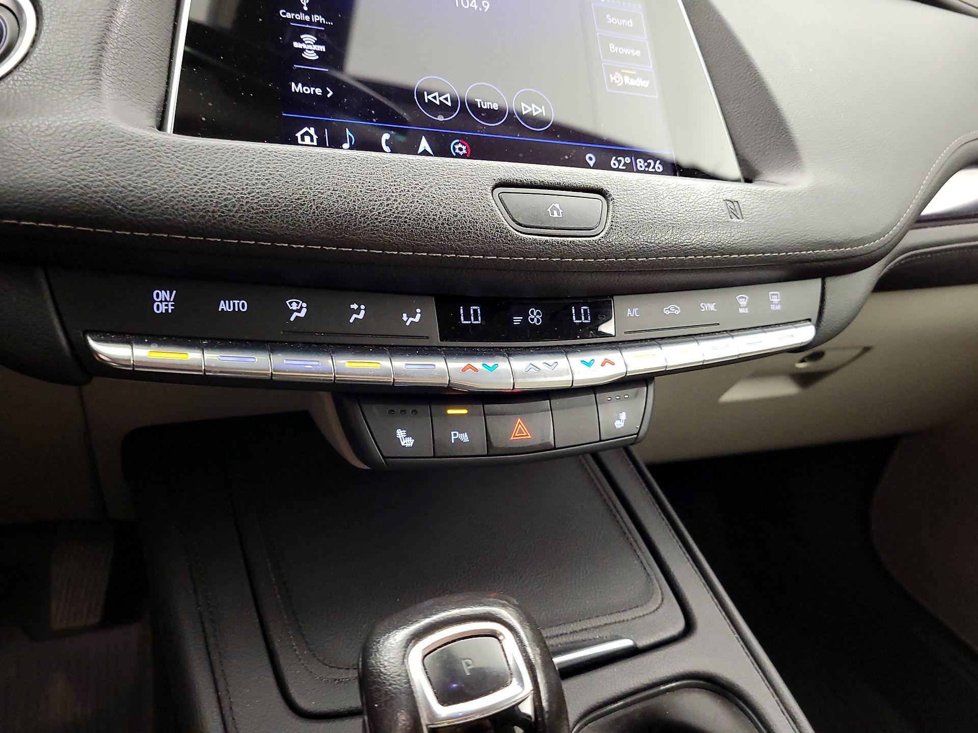 Thumbnail: 2019 Cadillac XT4 - 17