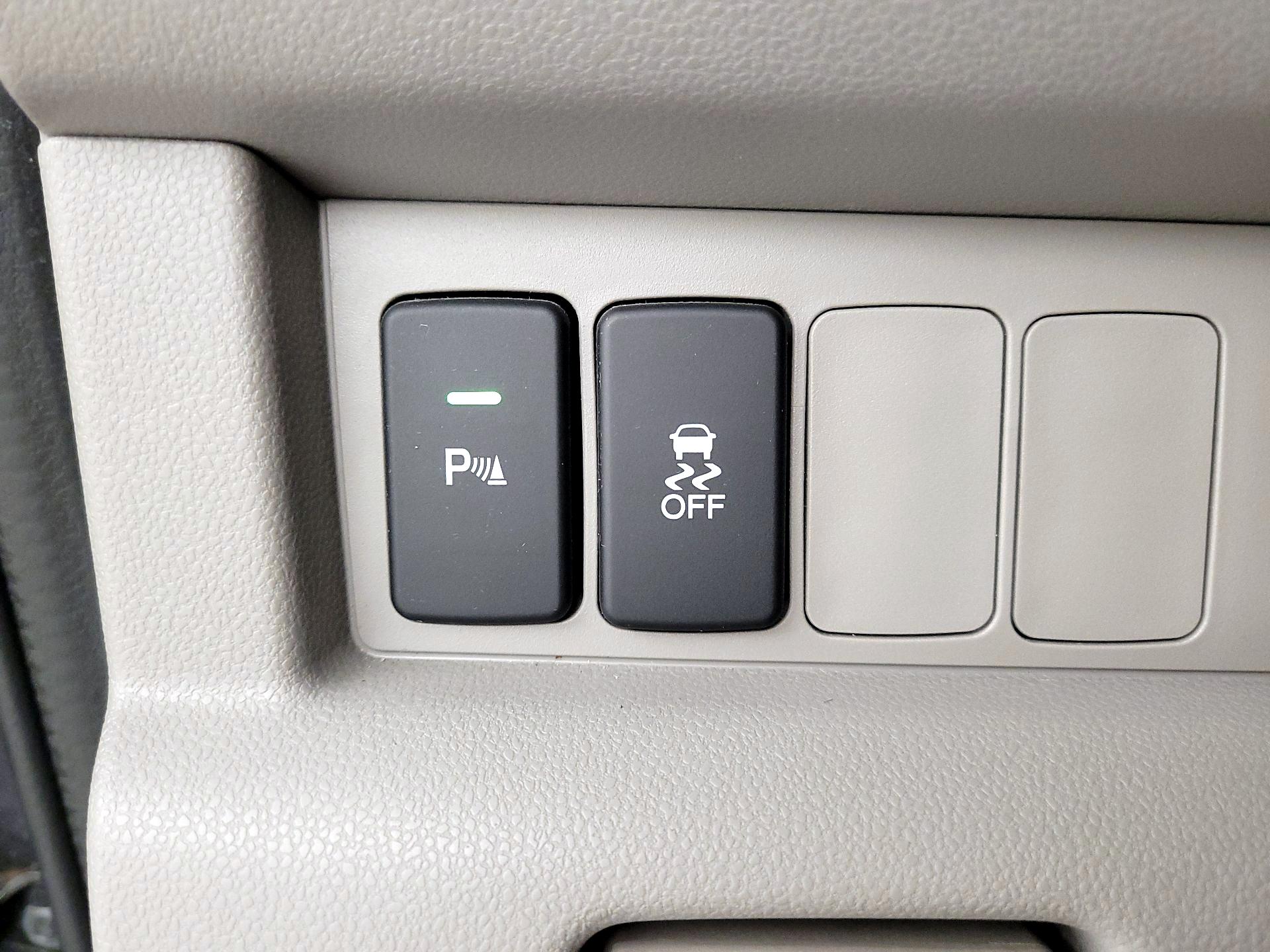 Thumbnail: 2015 Honda Pilot - 13