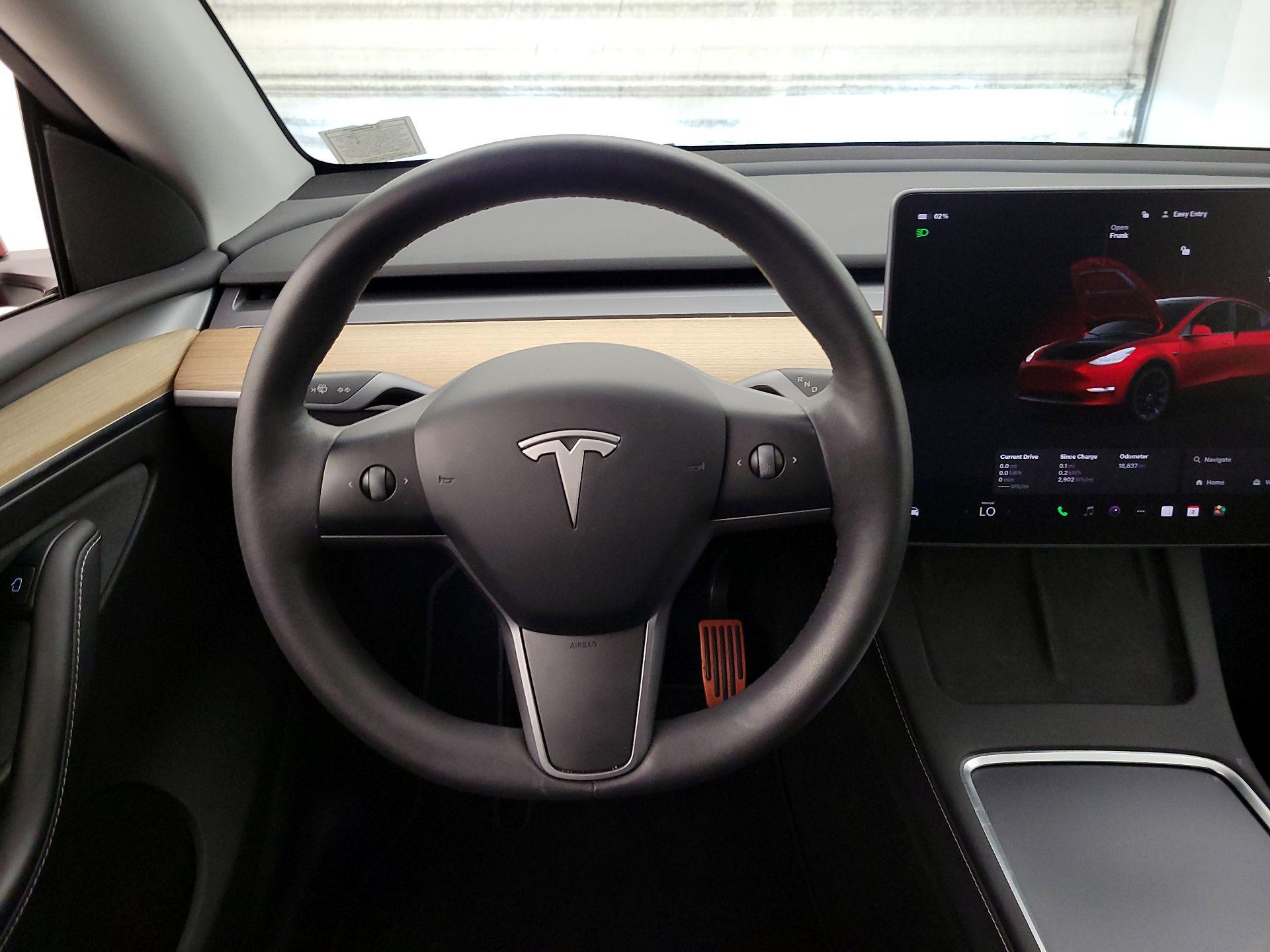 Thumbnail: 2023 Tesla Model Y - 10
