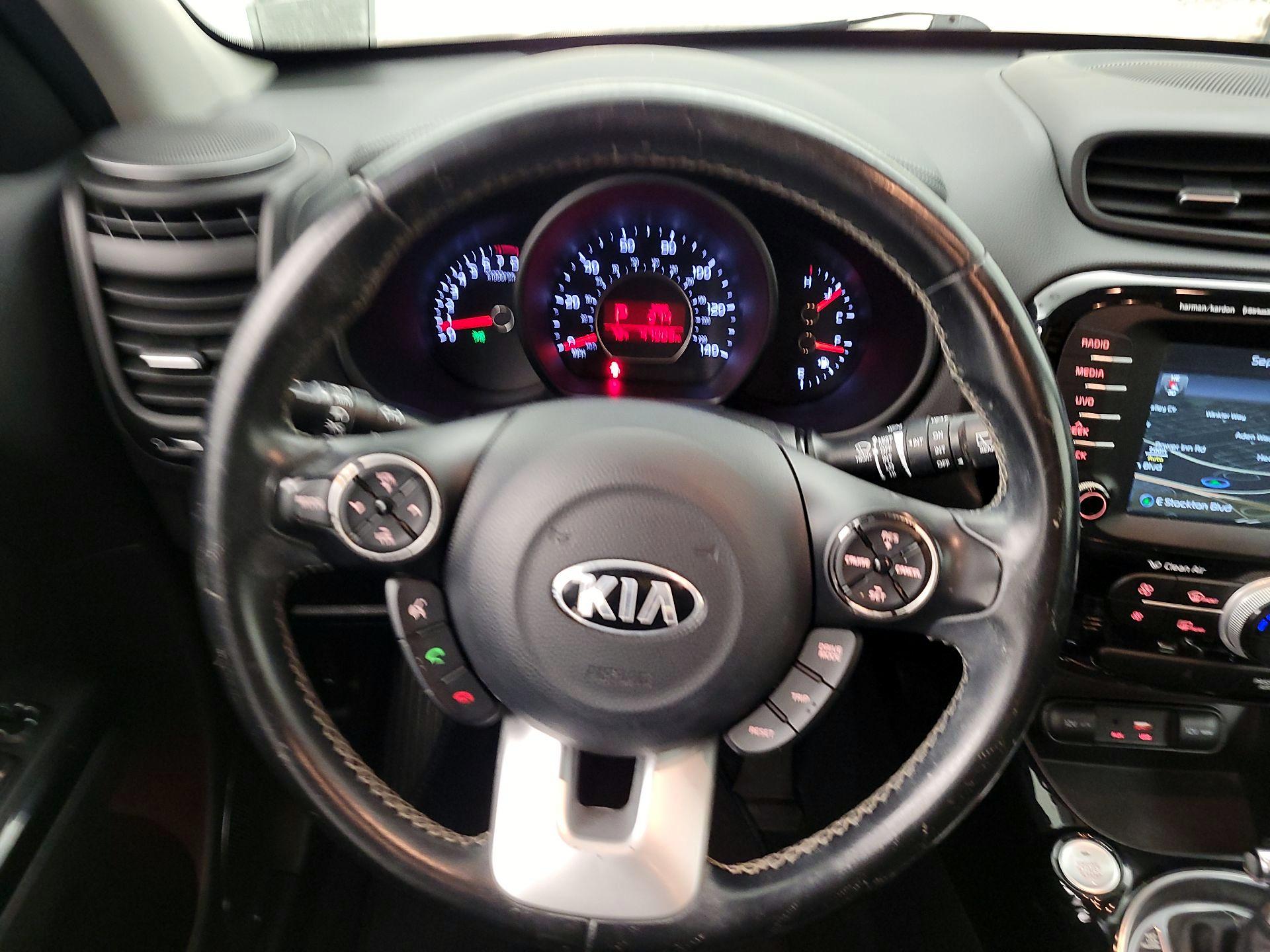 Thumbnail: 2017 Kia Soul - 10