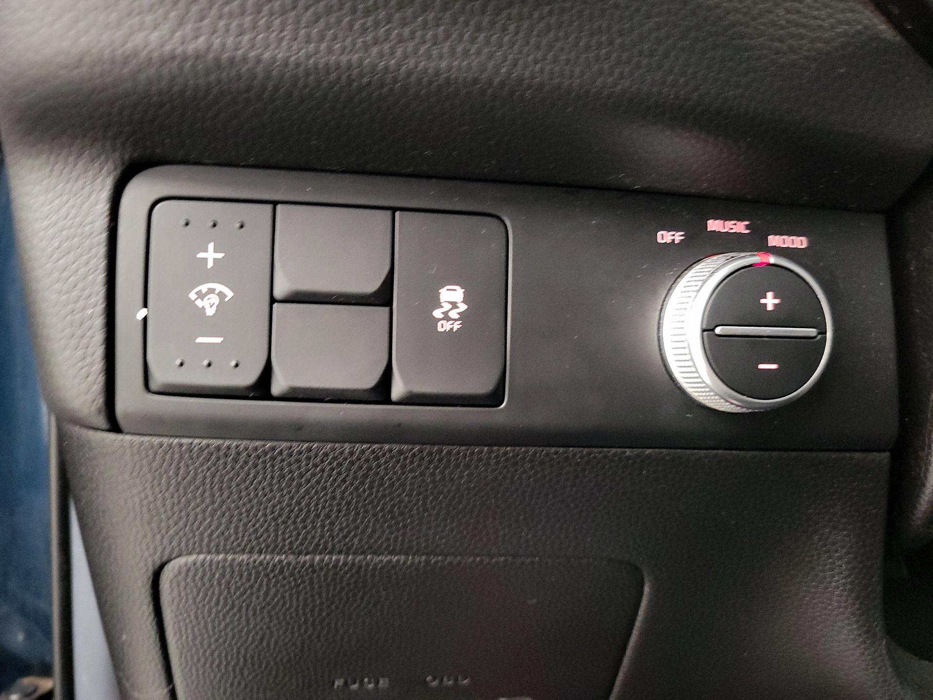 Thumbnail: 2017 Kia Soul - 13